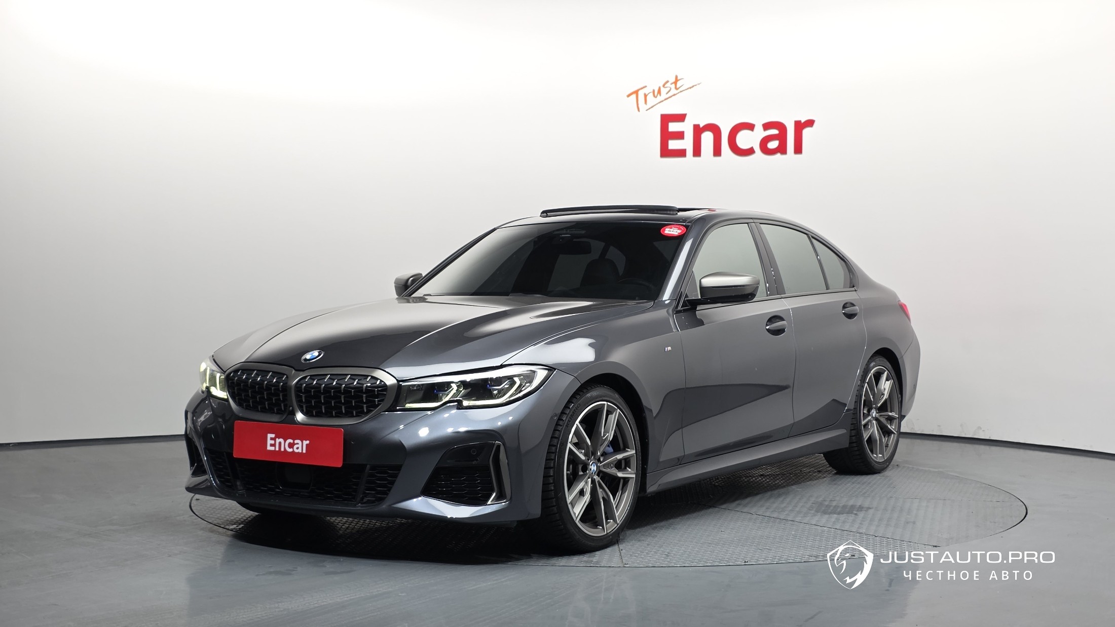 Автомобиль BMW 3-Series