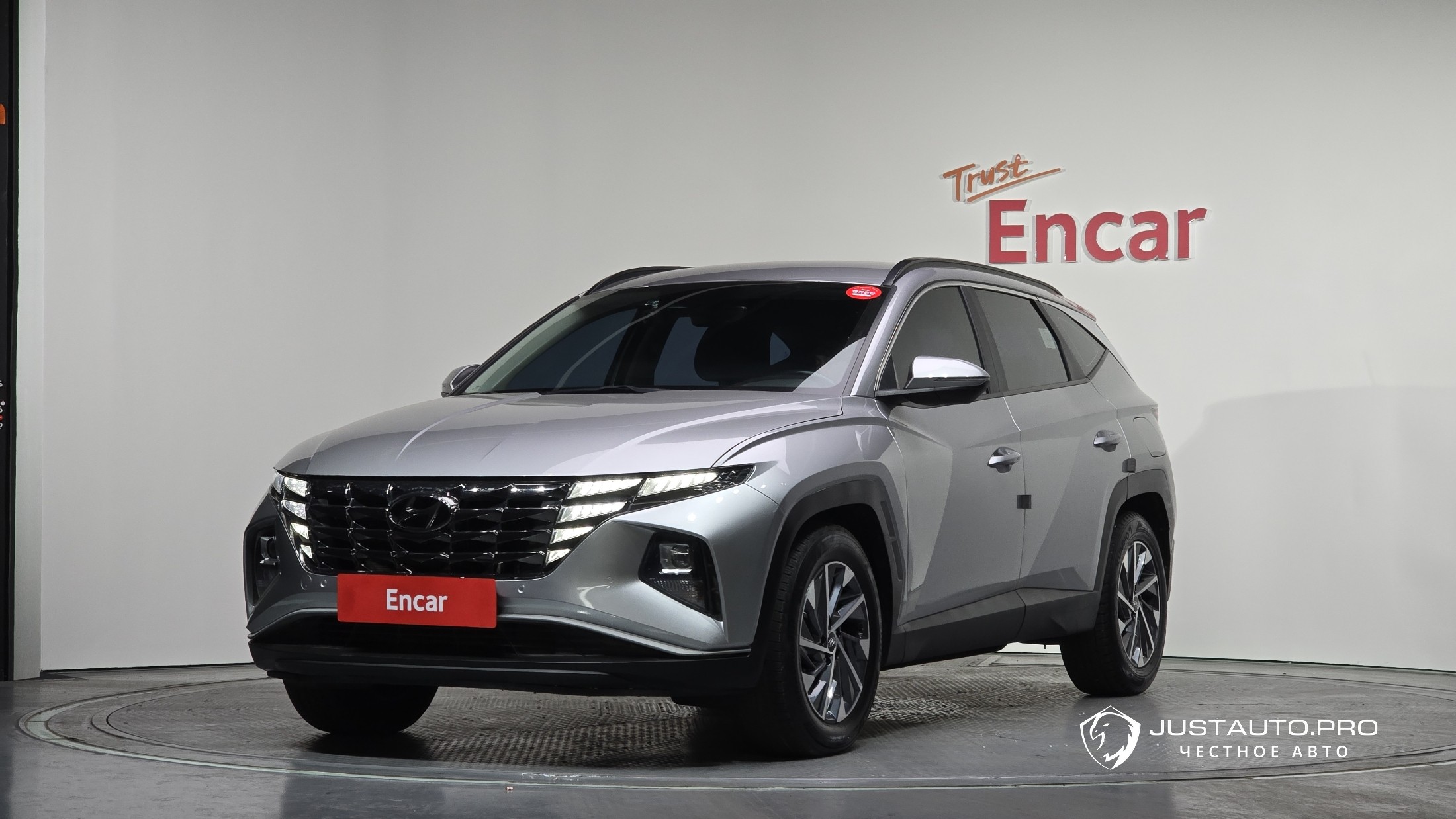 Автомобиль Hyundai Tucson