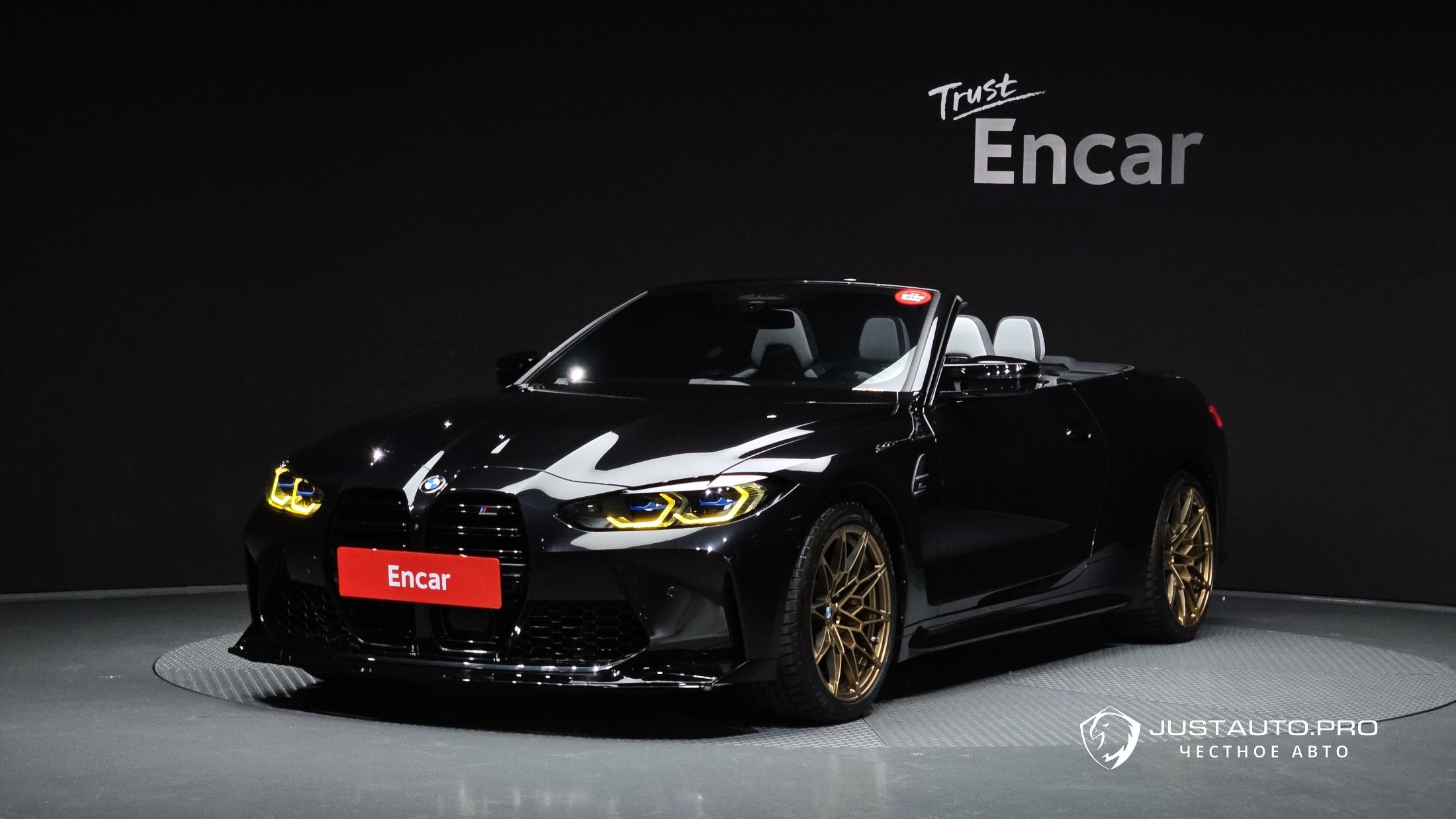 Автомобиль BMW M4