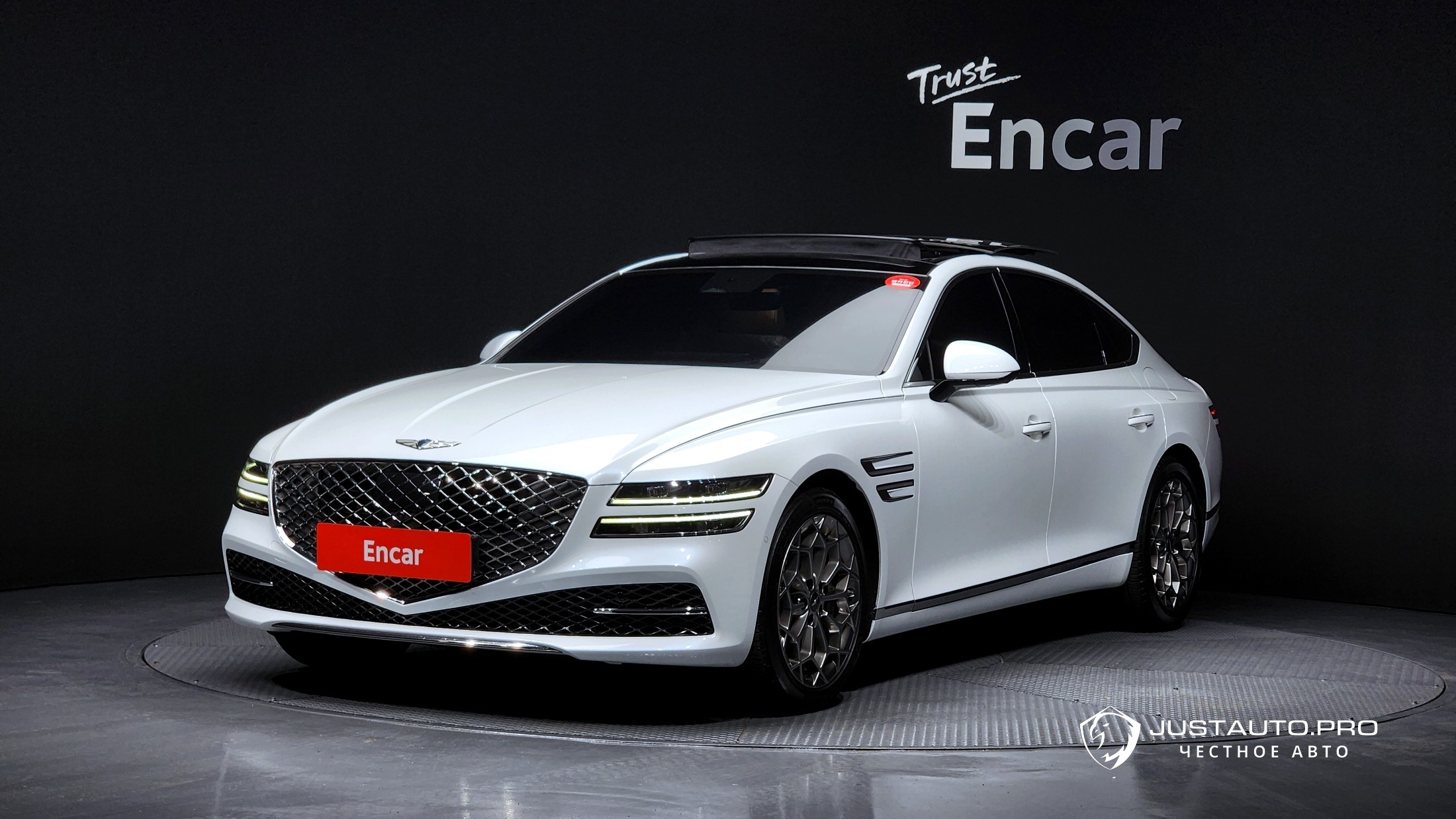 Автомобиль Genesis G80