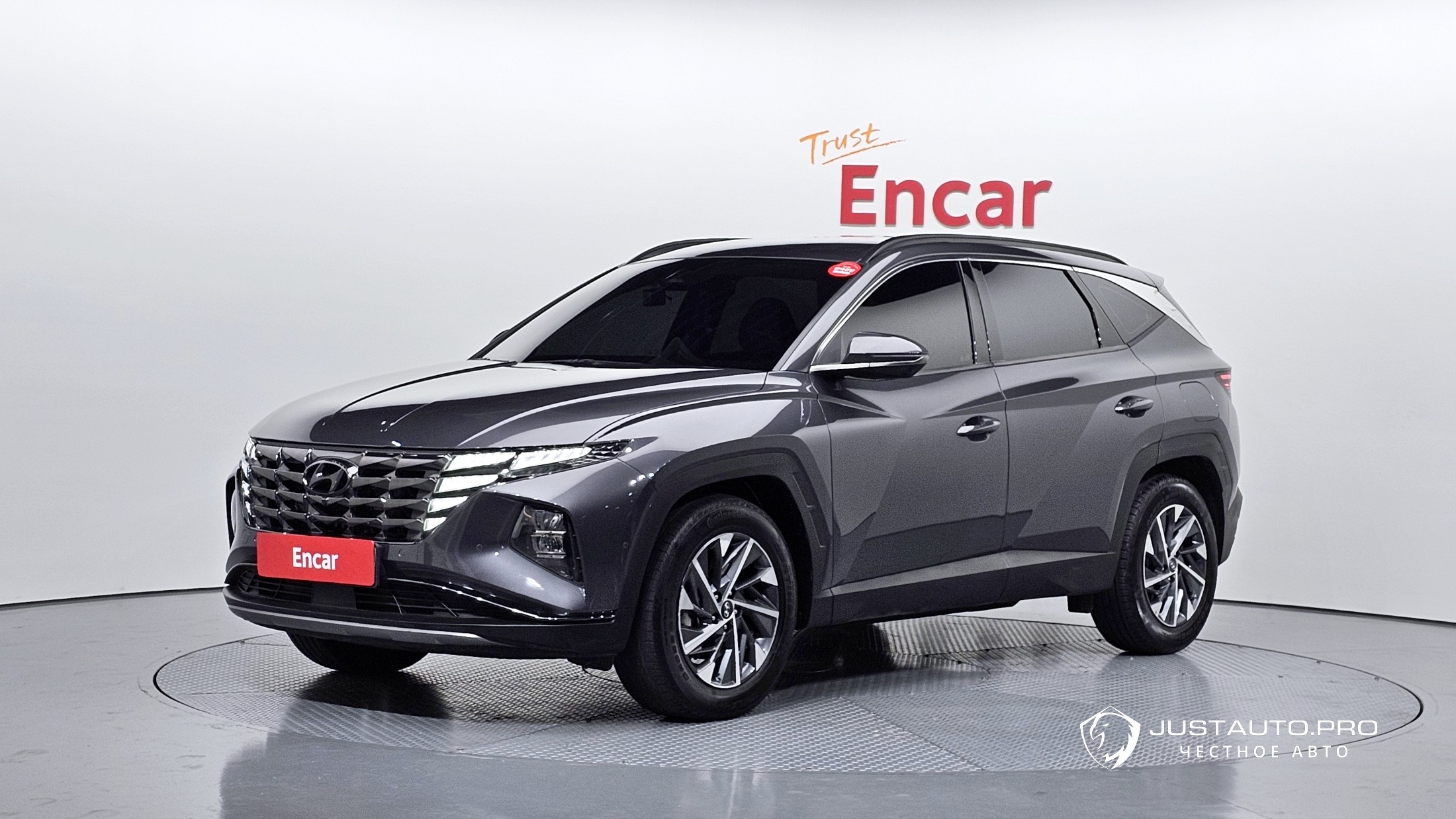 Автомобиль Hyundai Tucson