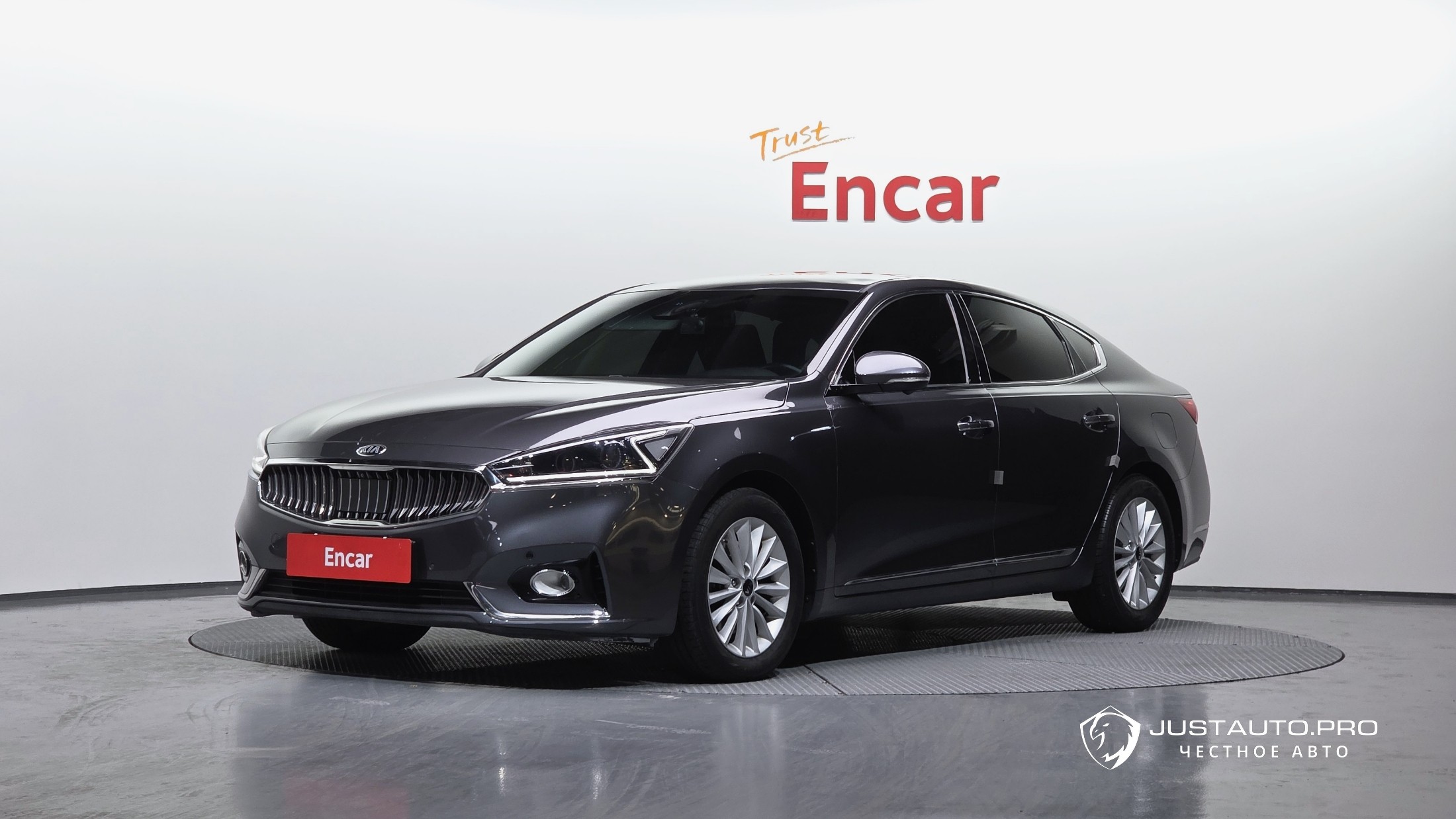 Автомобиль Kia K7