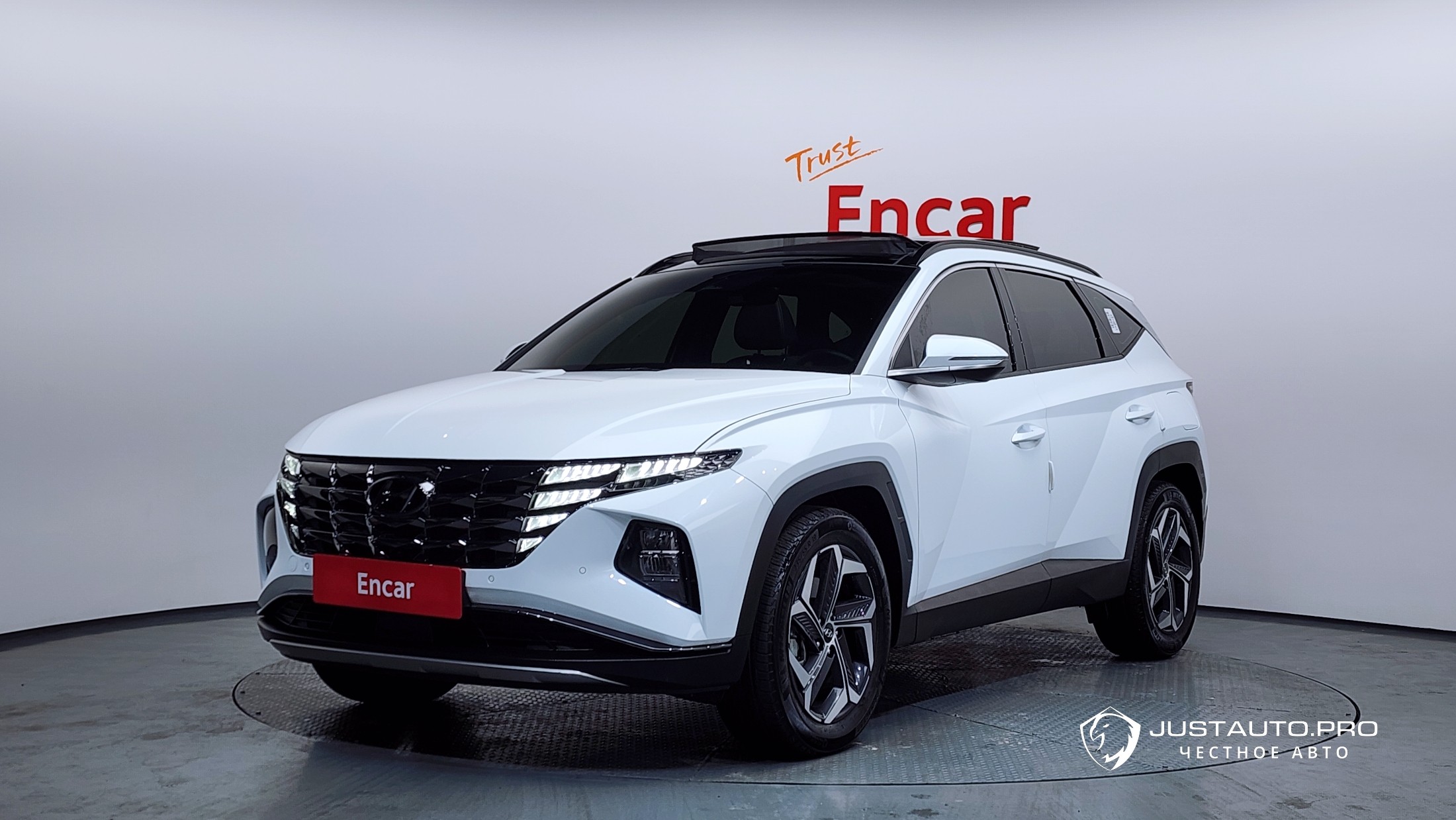 Автомобиль Hyundai Tucson