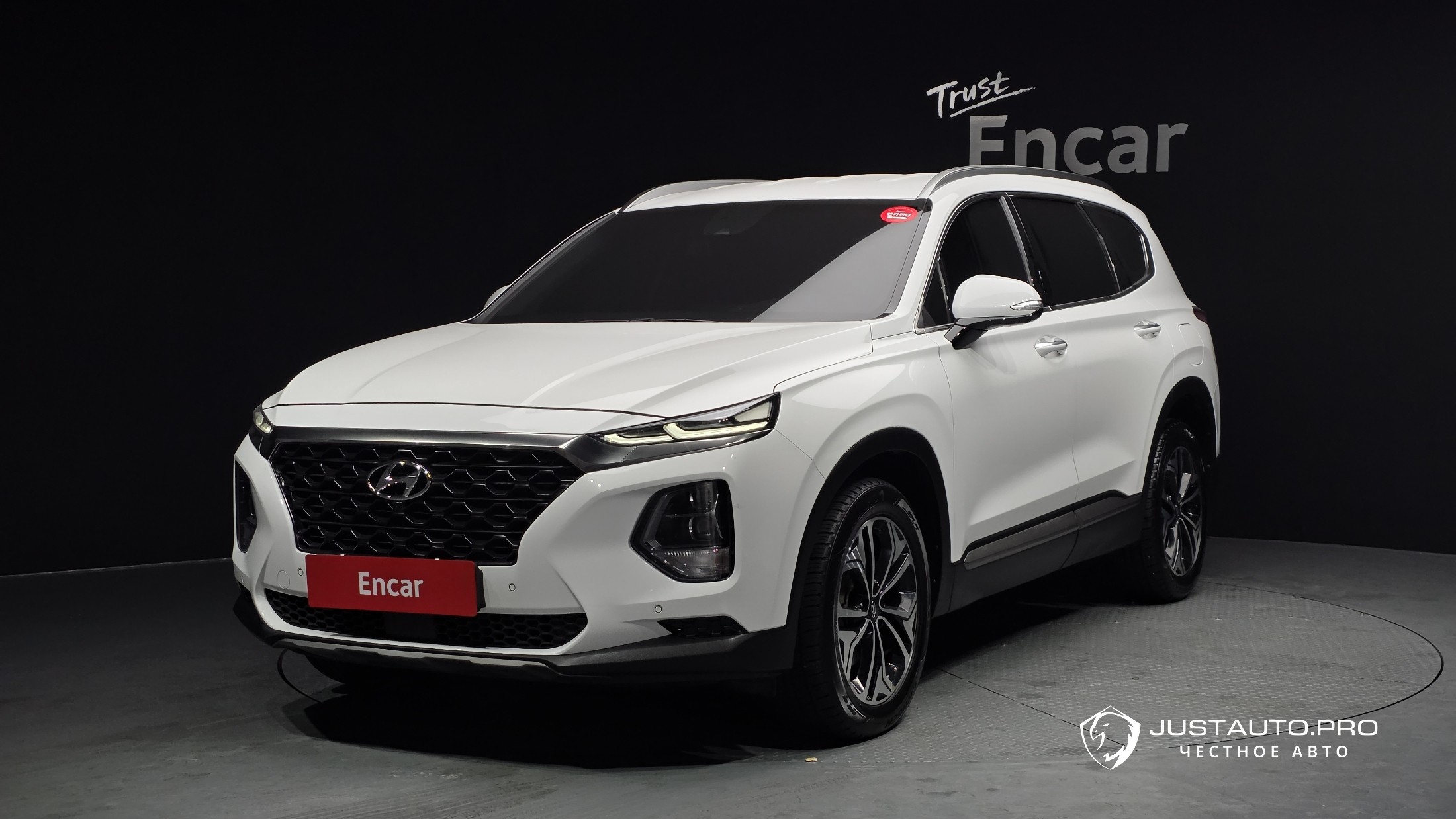 Автомобиль Hyundai Santafe