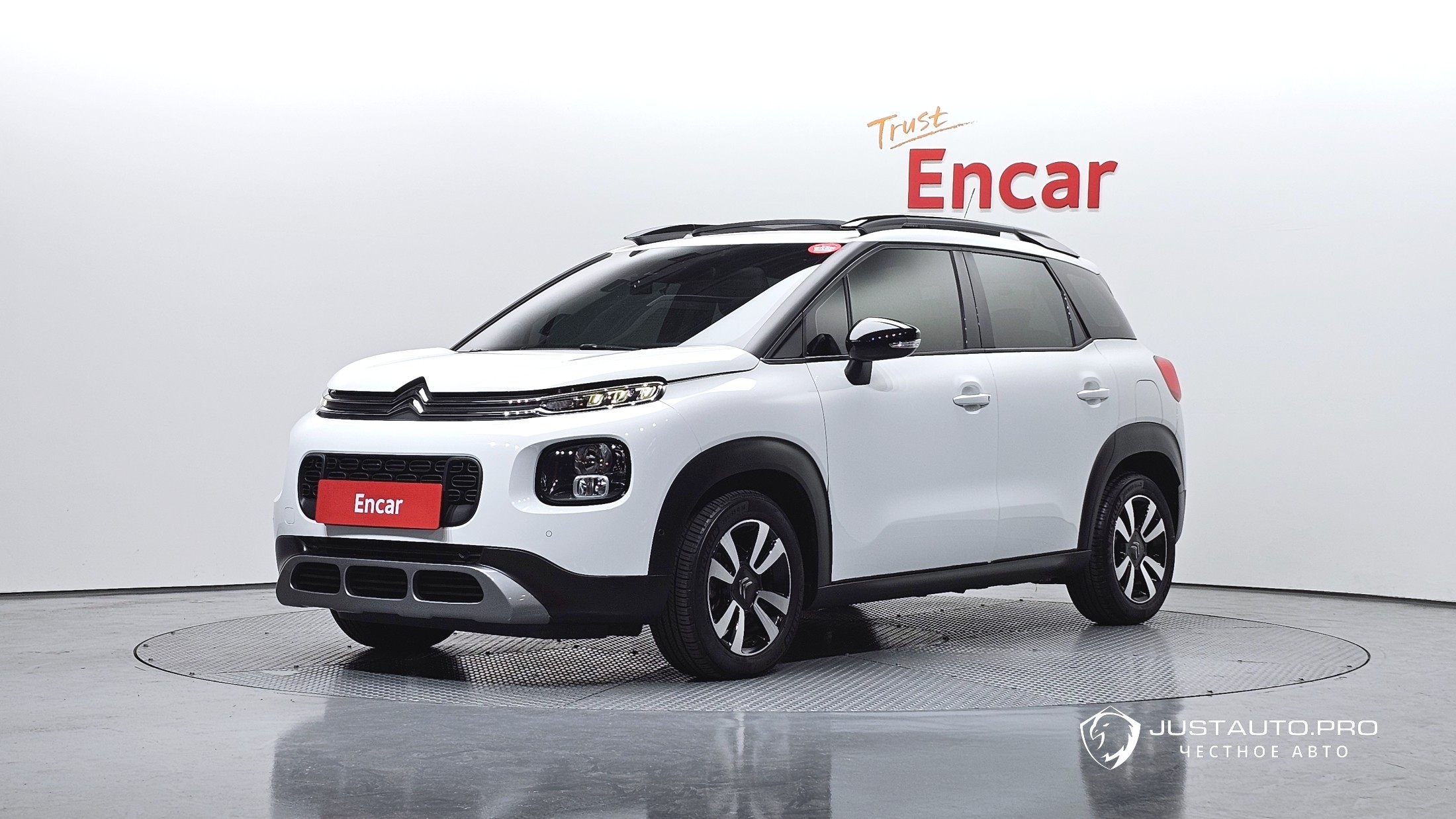 Автомобиль Citroen-DS C3 Aircross