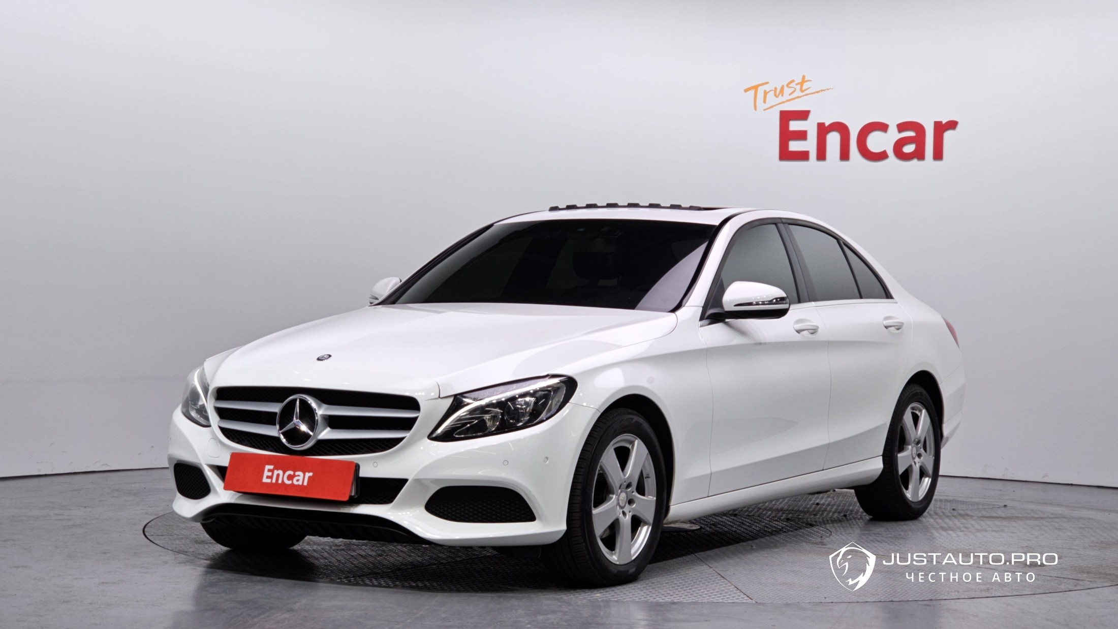 Автомобиль Mercedes-Benz C-Class