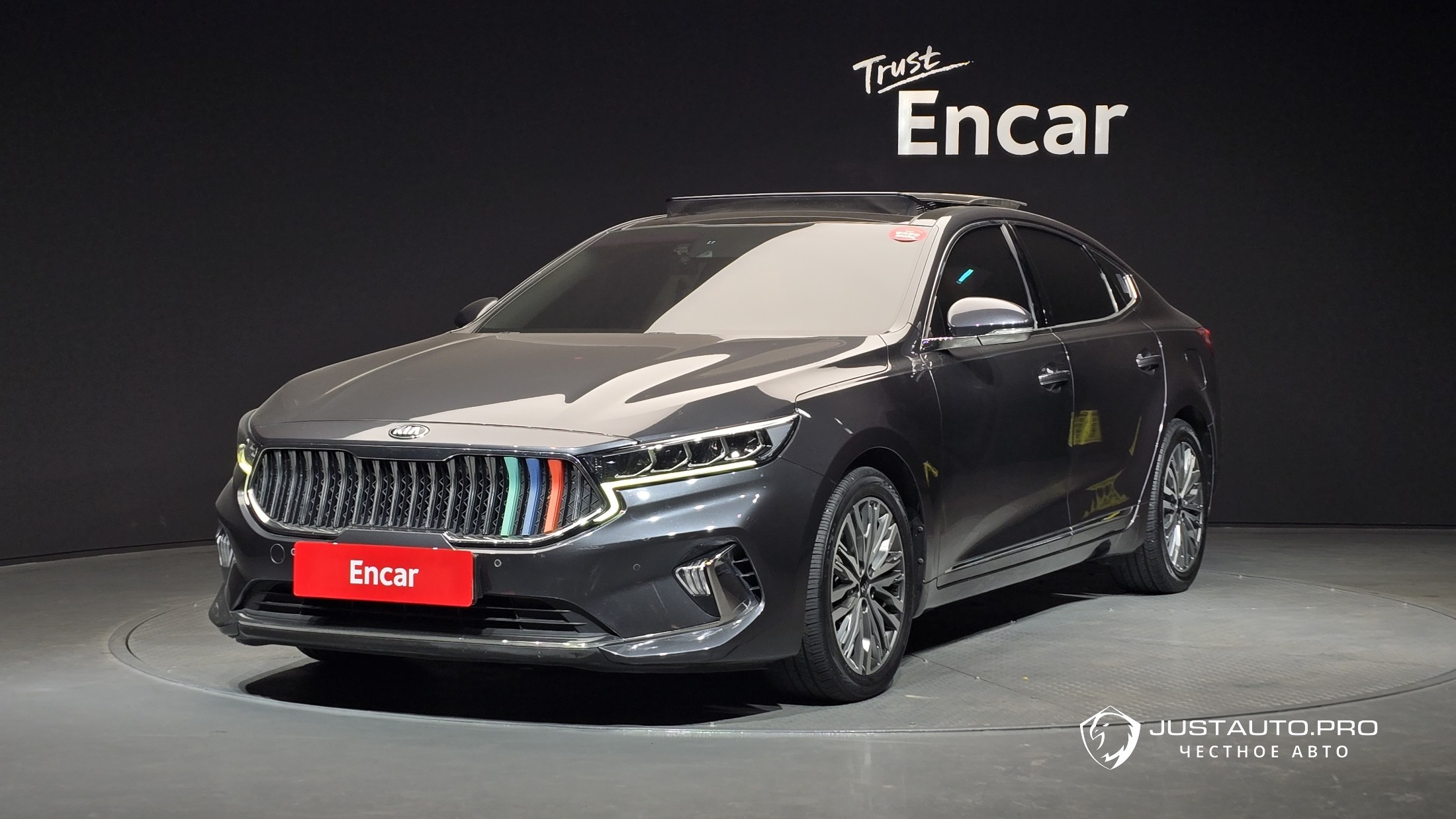 Автомобиль Kia K7