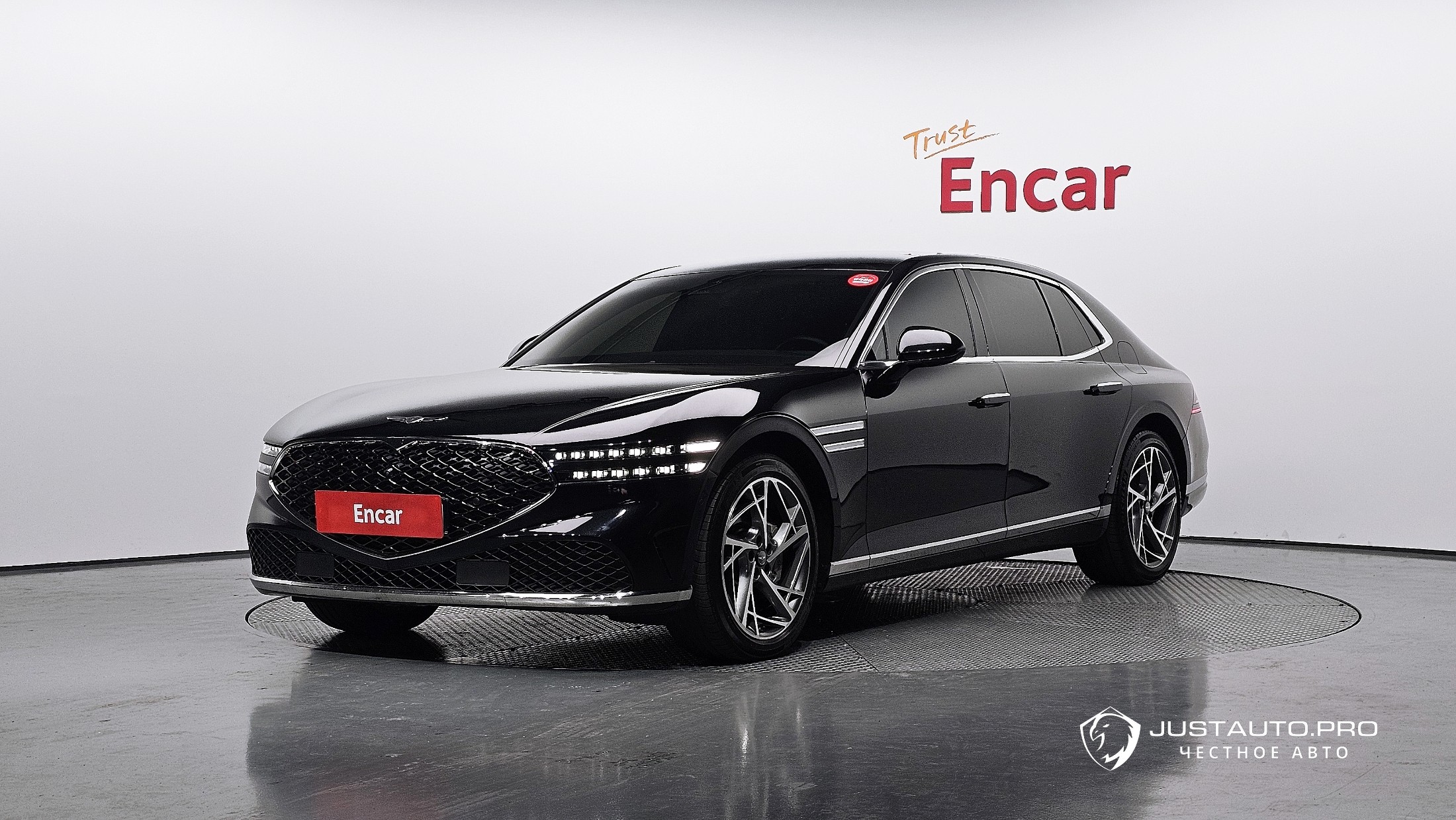 Автомобиль Genesis G90