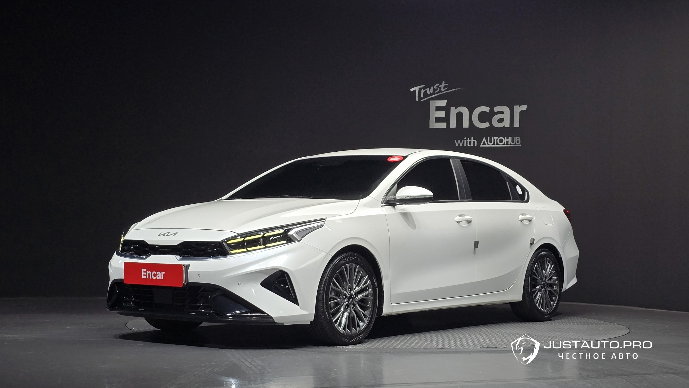 Автомобиль Kia K3