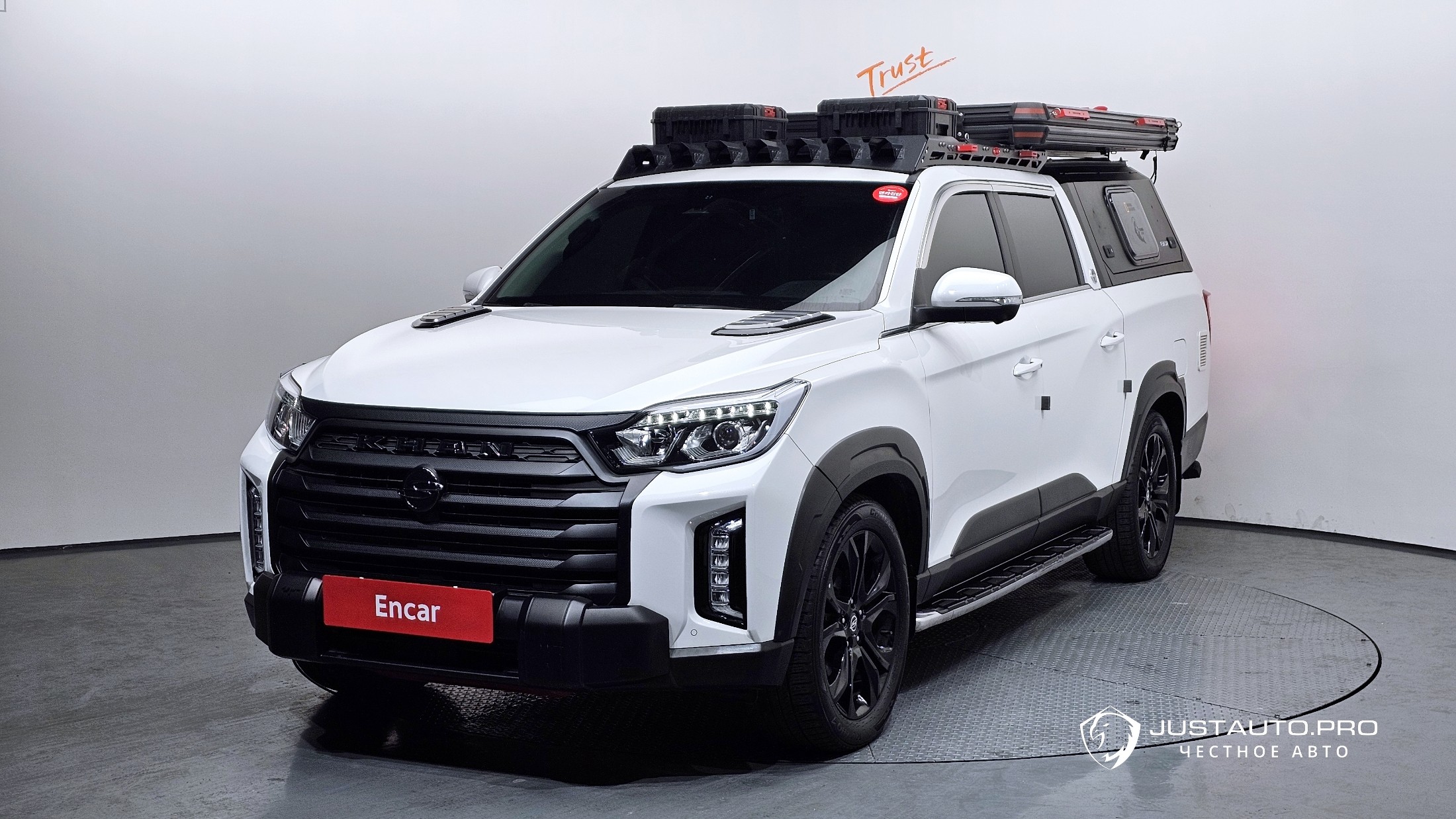 Автомобиль KG_Mobility_Ssangyong Rexton