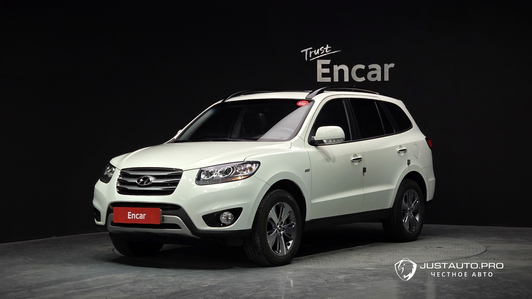 Автомобиль Hyundai Santafe