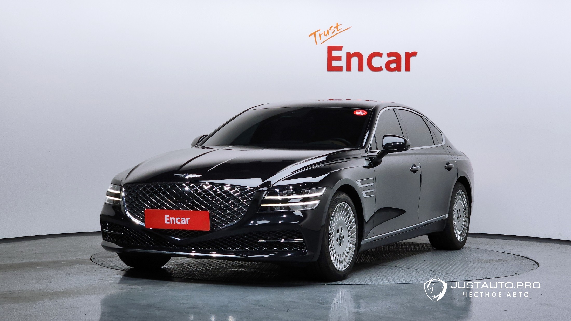 Автомобиль Genesis G80