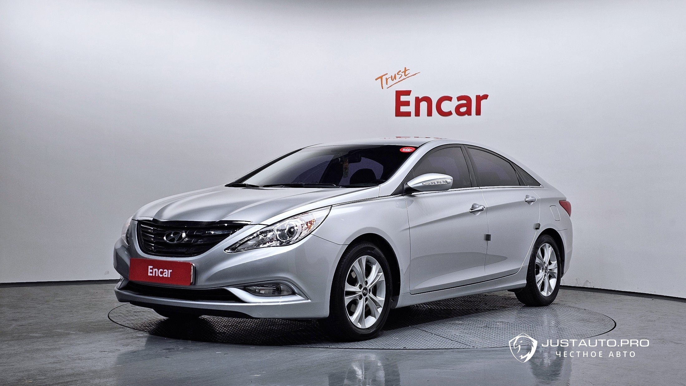 Автомобиль Hyundai Sonata