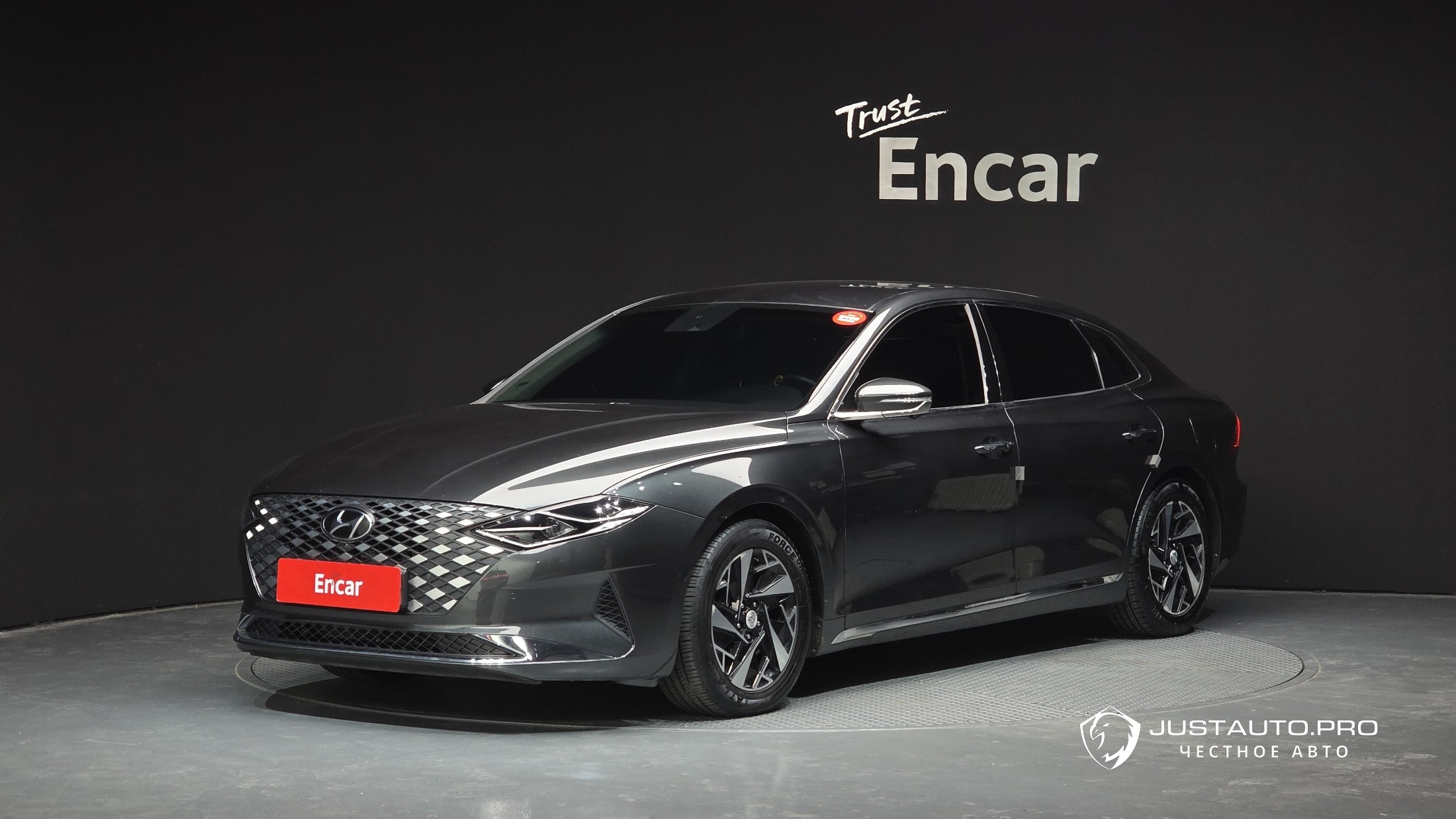 Автомобиль Hyundai Grandeur