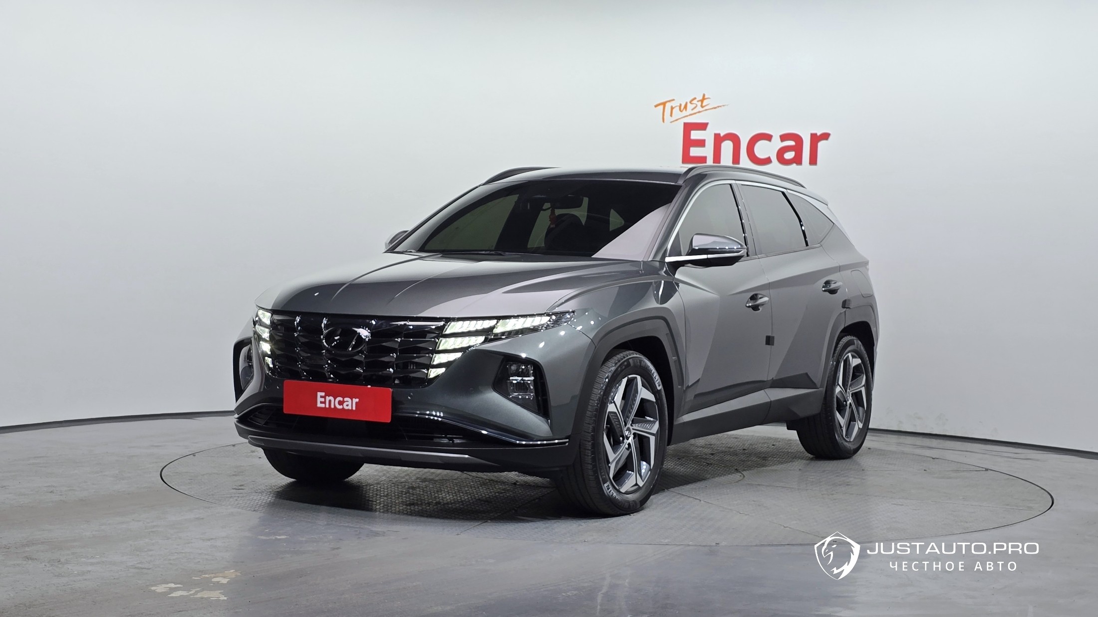 Автомобиль Hyundai Tucson