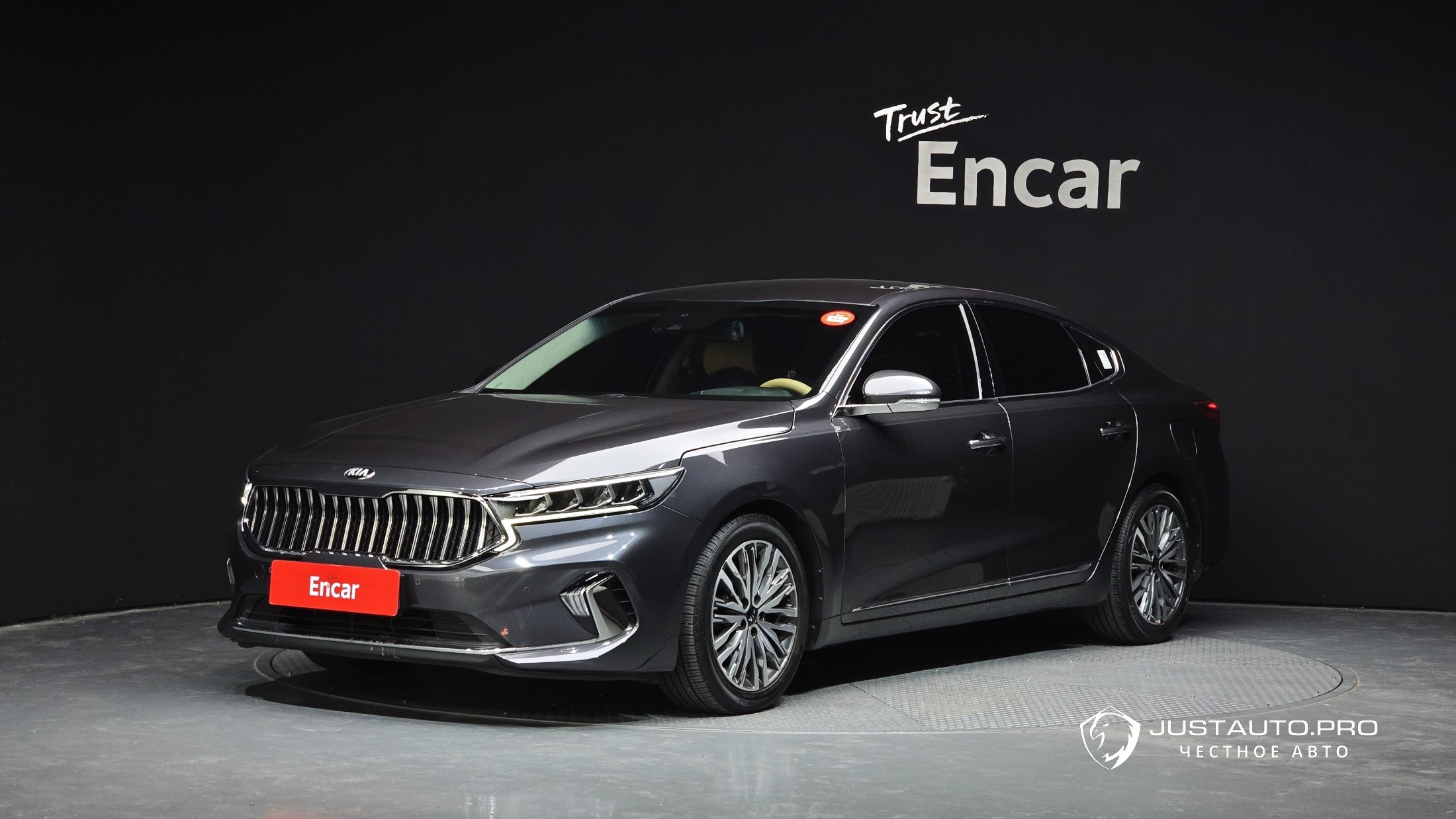 Автомобиль Kia K7