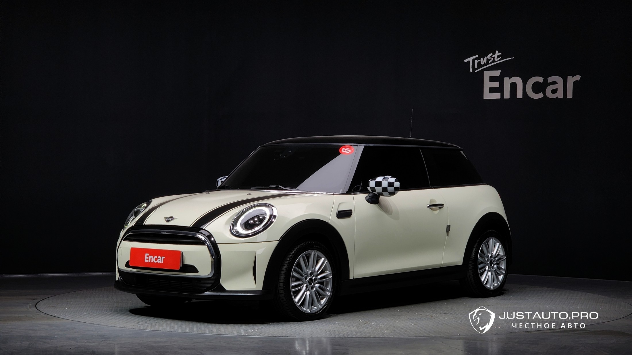 Автомобиль Mini Cooper