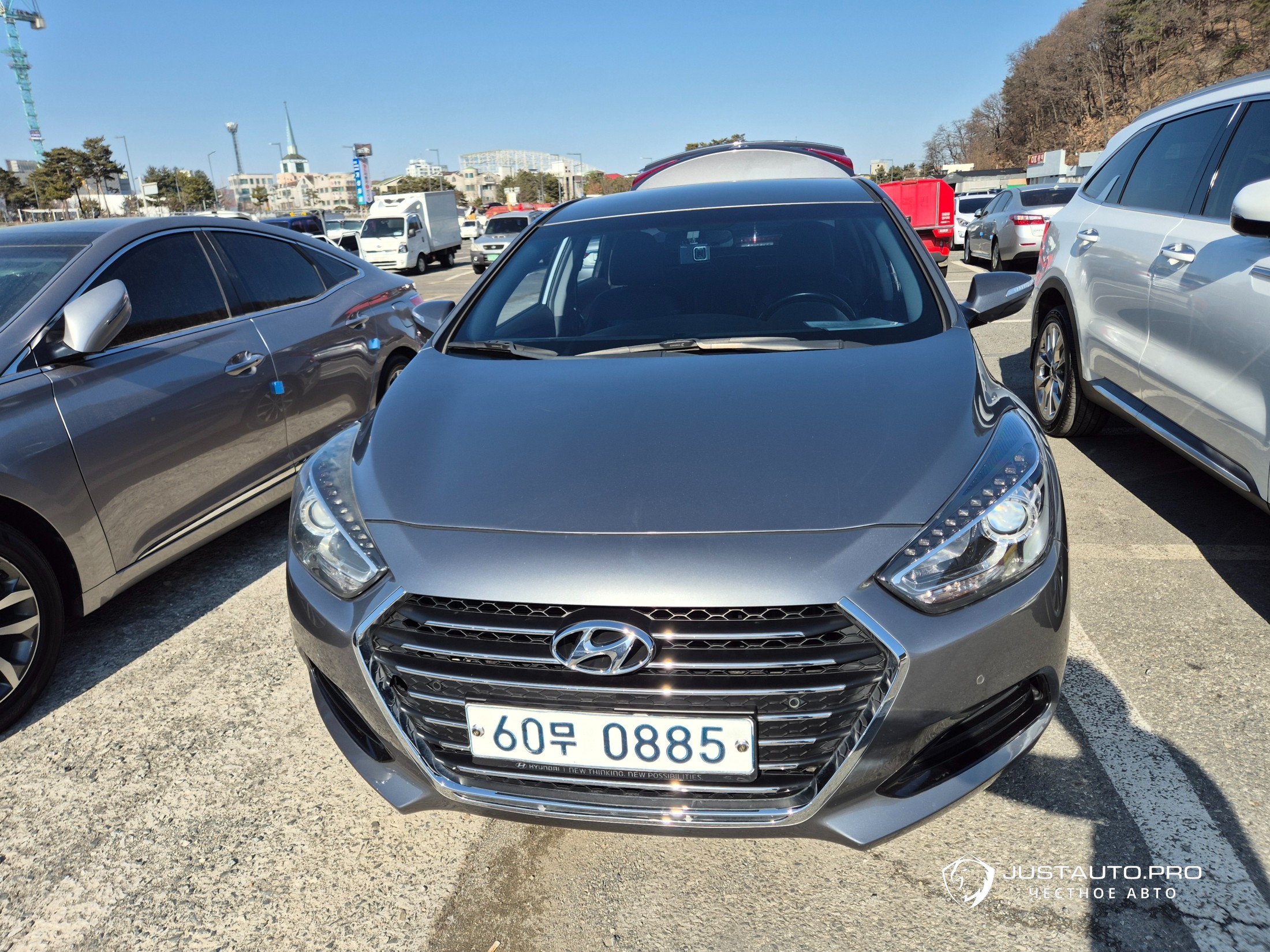 Автомобиль Hyundai i40