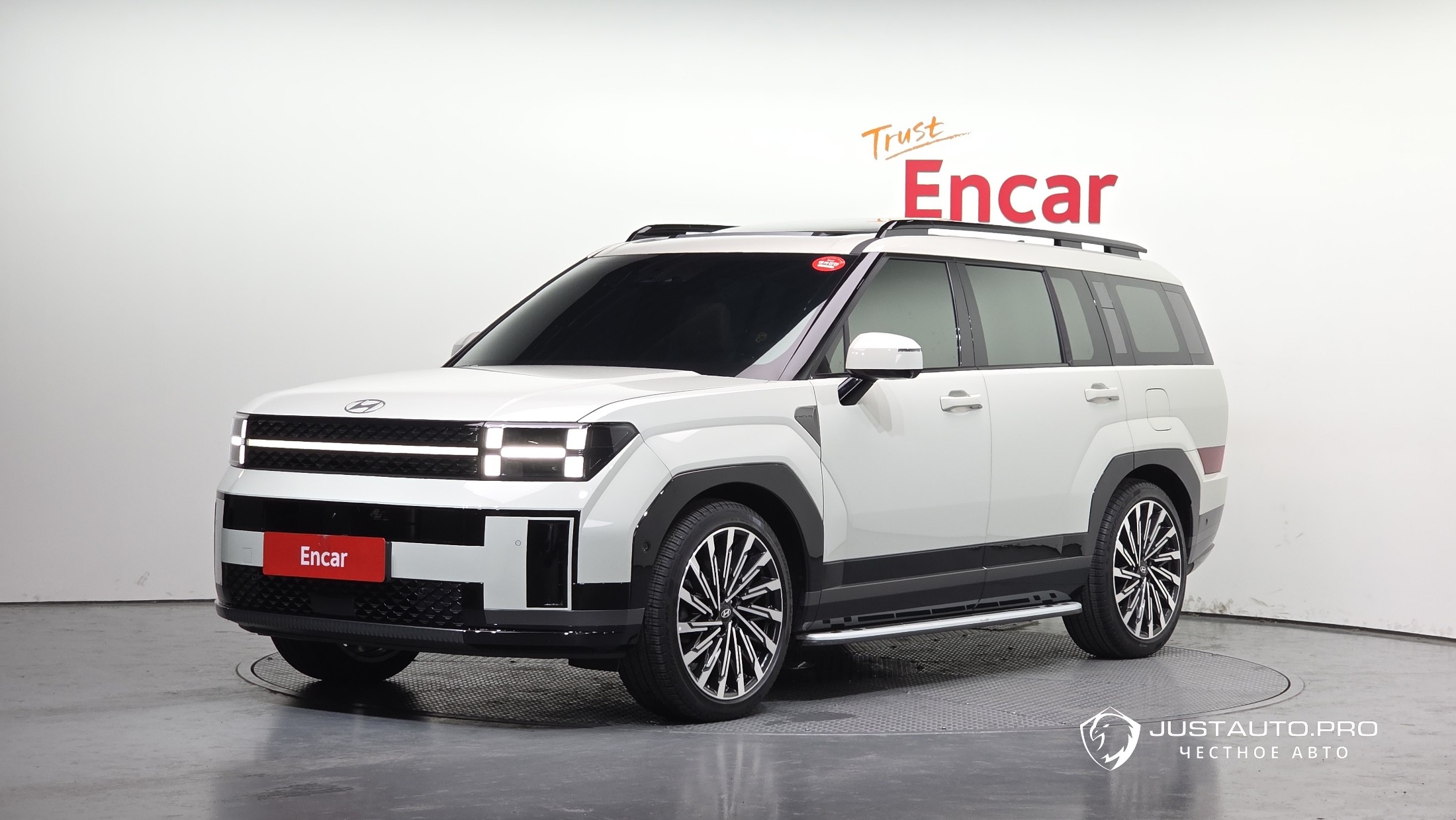 Автомобиль Hyundai Santafe