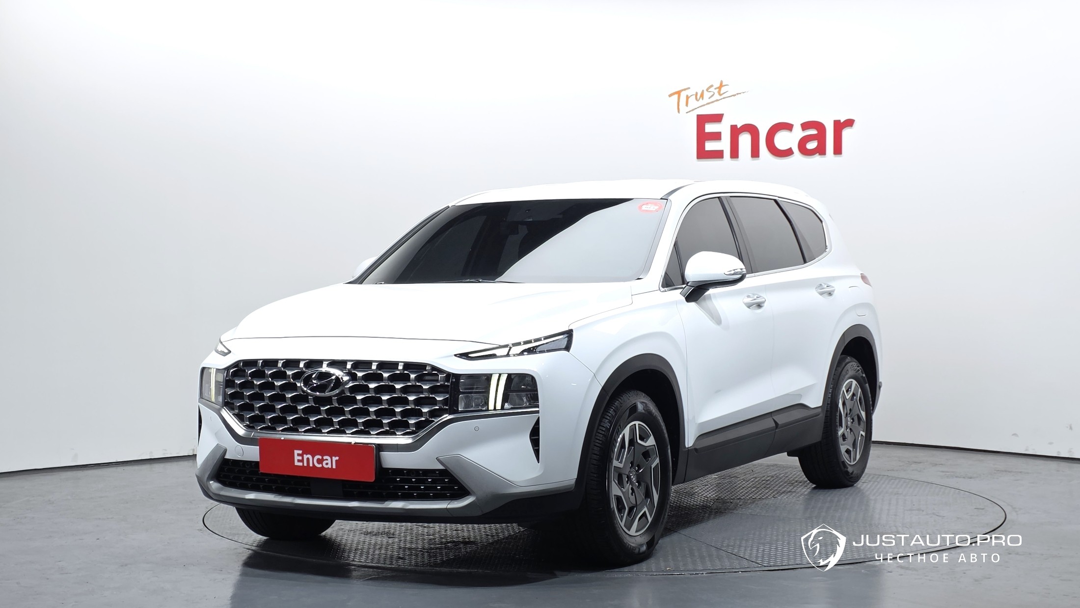 Автомобиль Hyundai Santafe