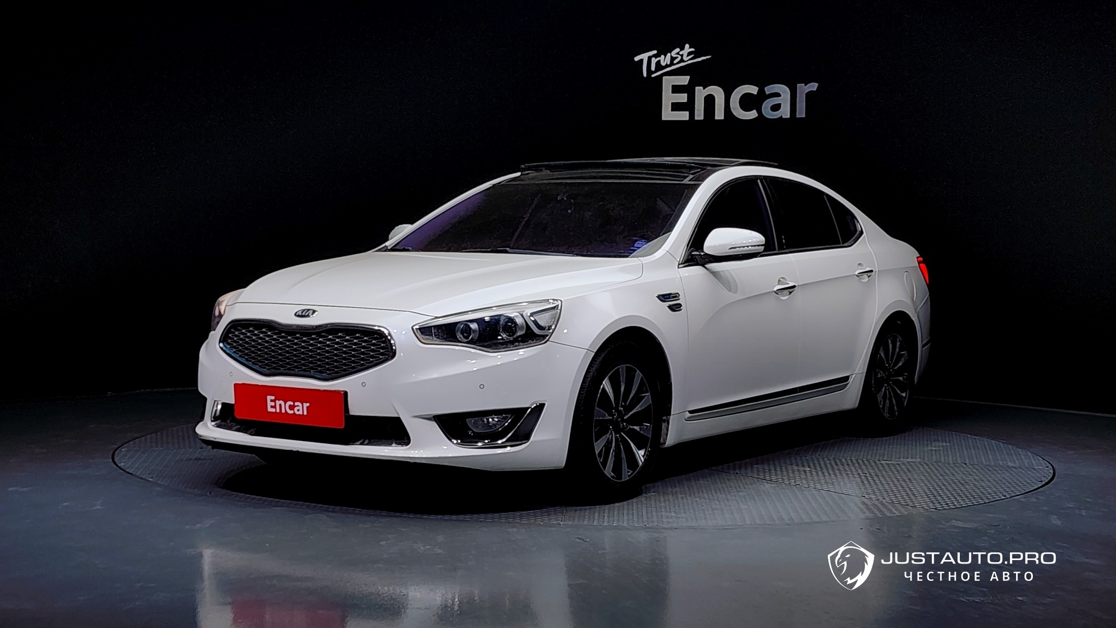 Автомобиль Kia K7