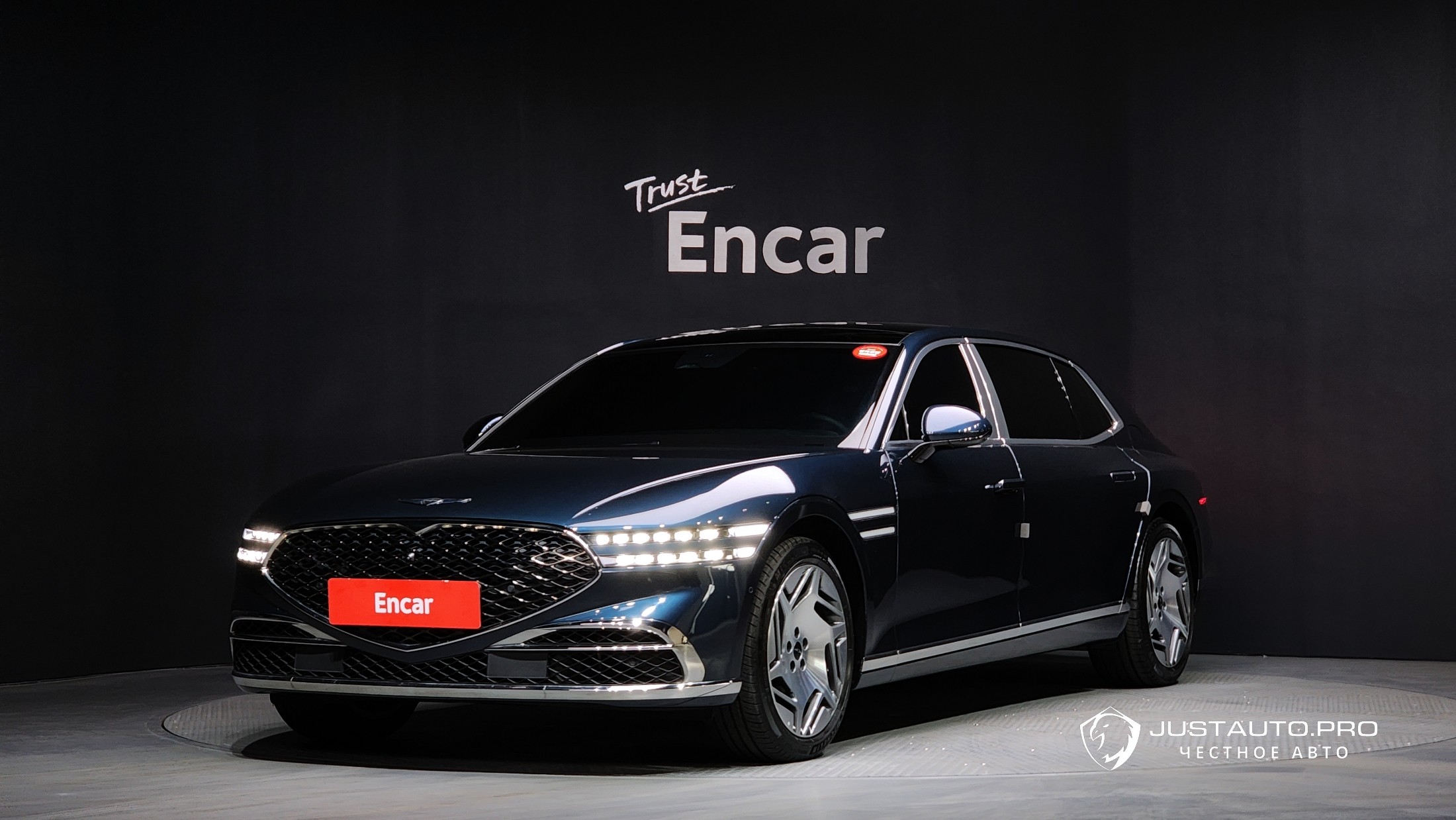 Автомобиль Genesis G90