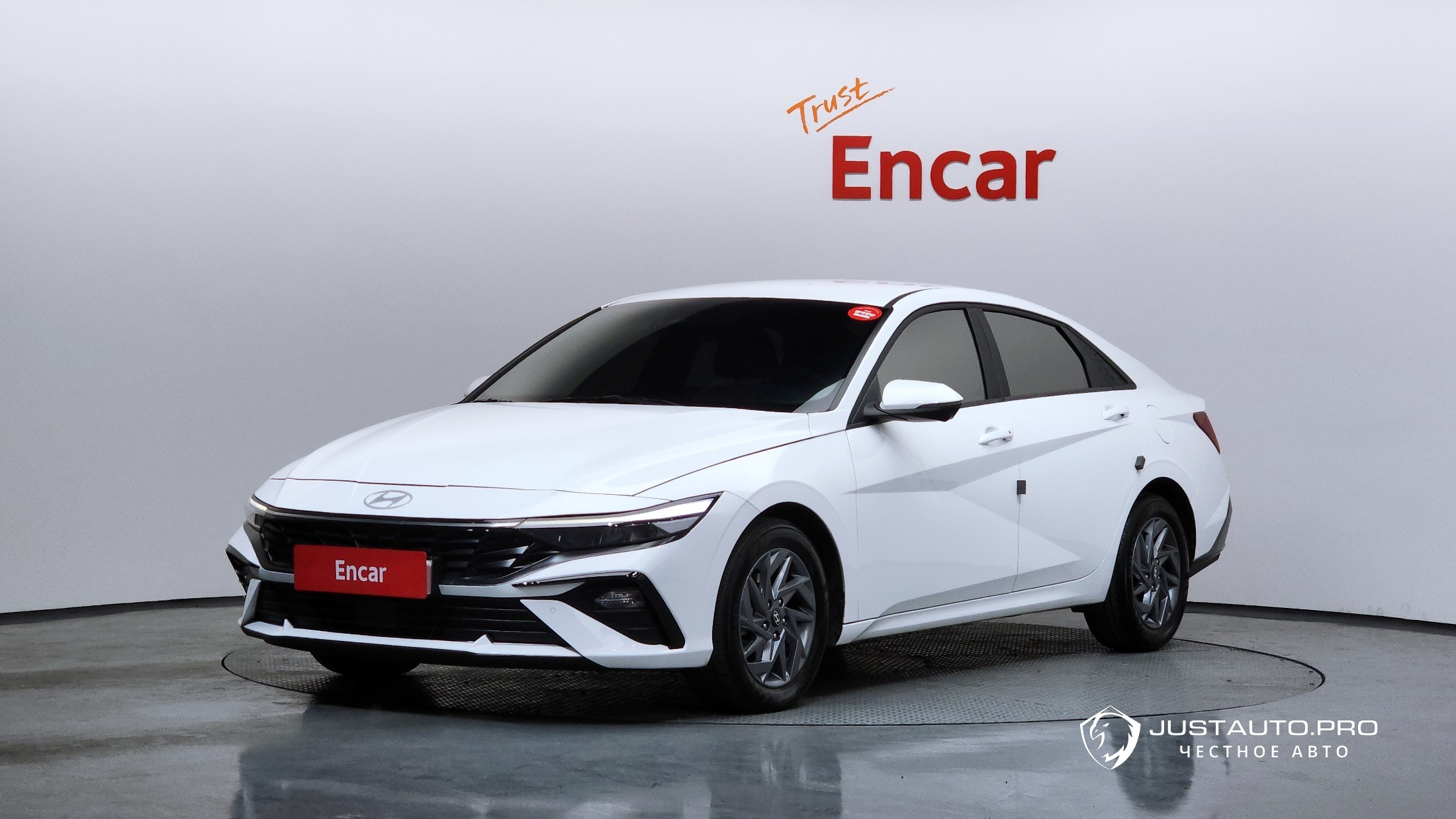 Автомобиль Hyundai AVANTE