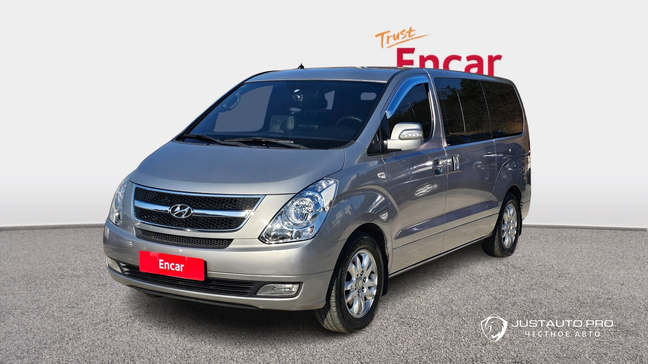 Автомобиль Hyundai Starex