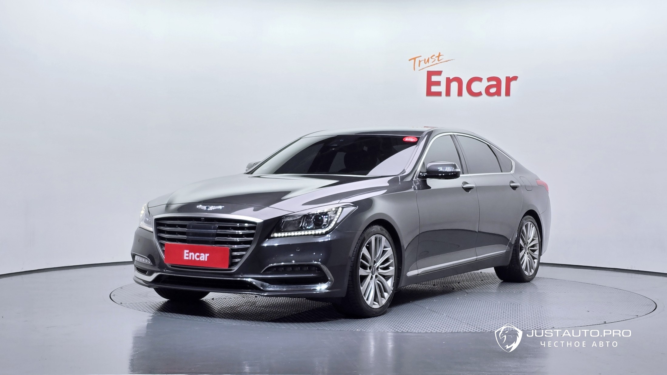 Автомобиль Genesis G80