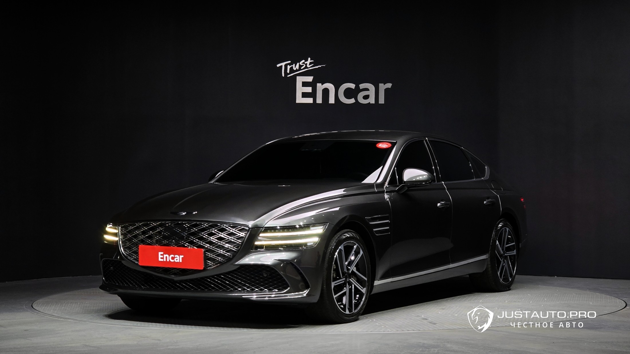 Автомобиль Genesis G80