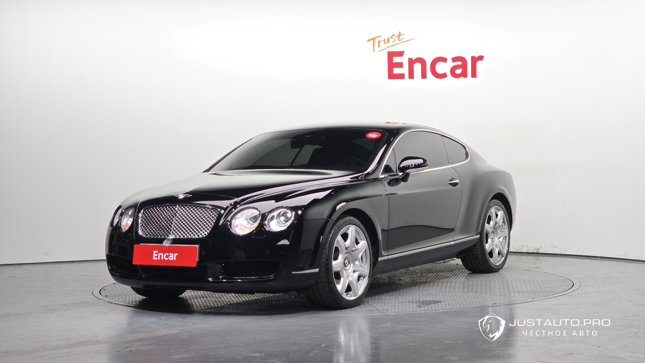 Автомобиль Bentley Continental
