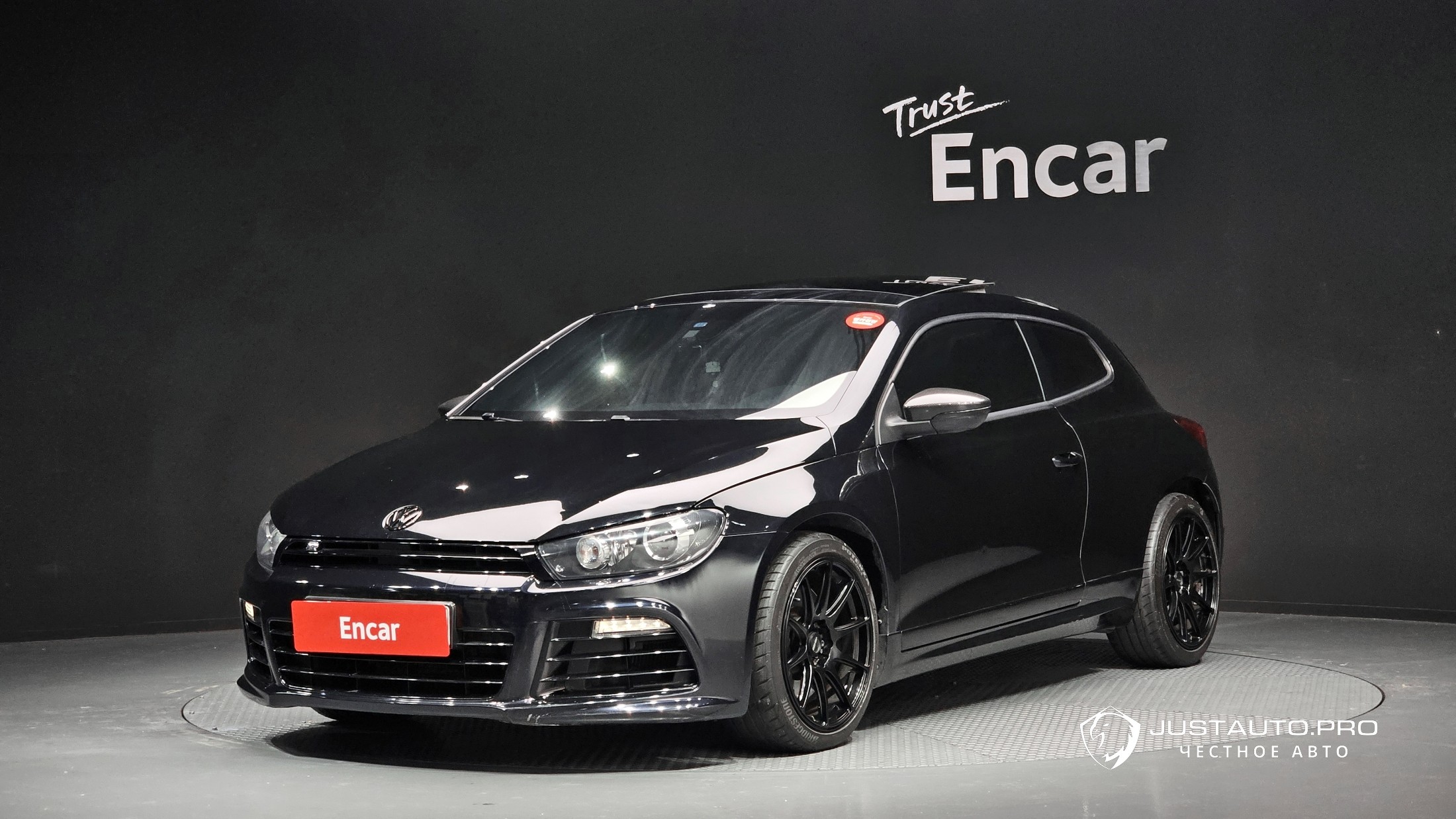 Автомобиль Volkswagen Scirocco