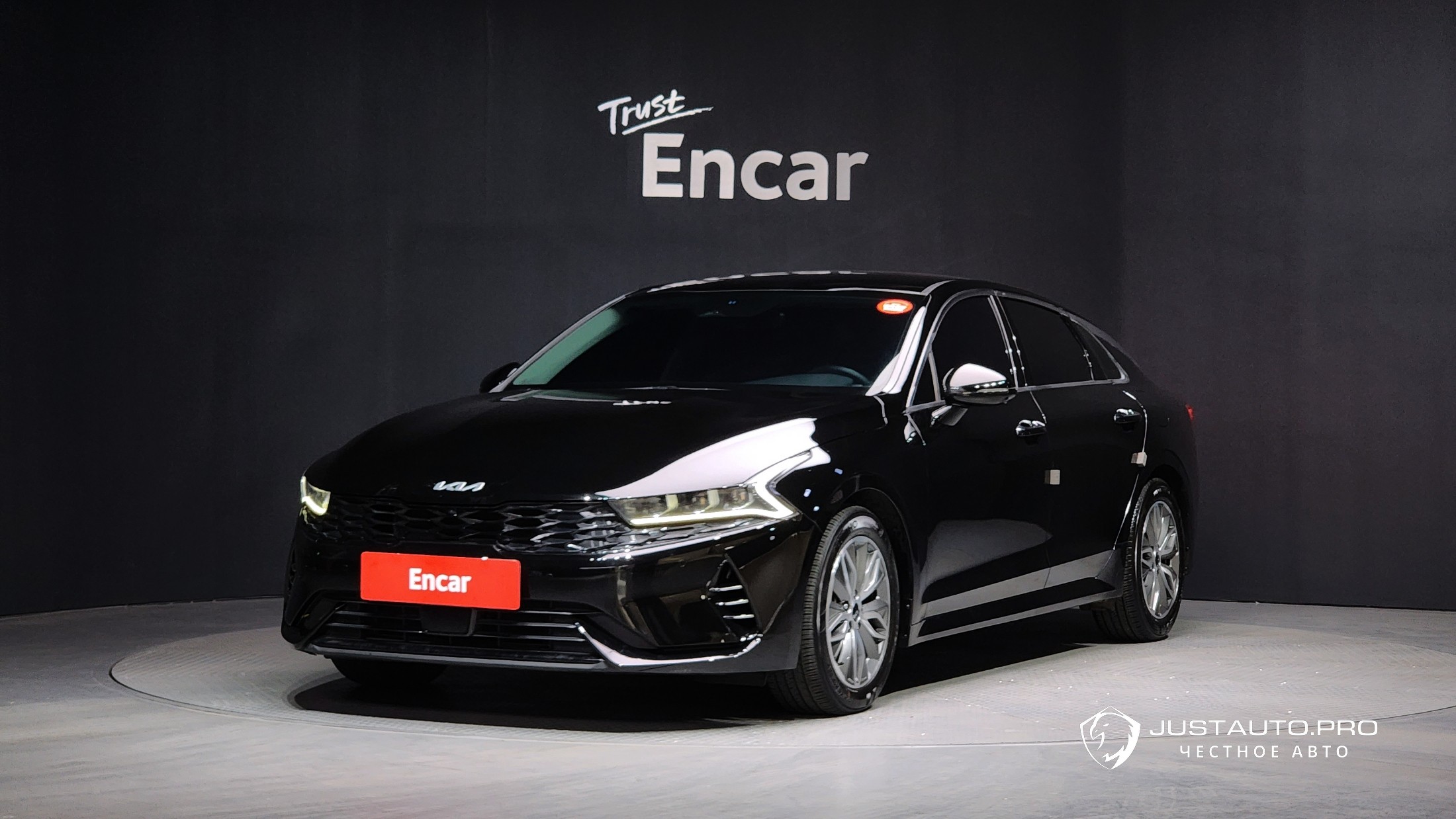 Автомобиль Kia K5