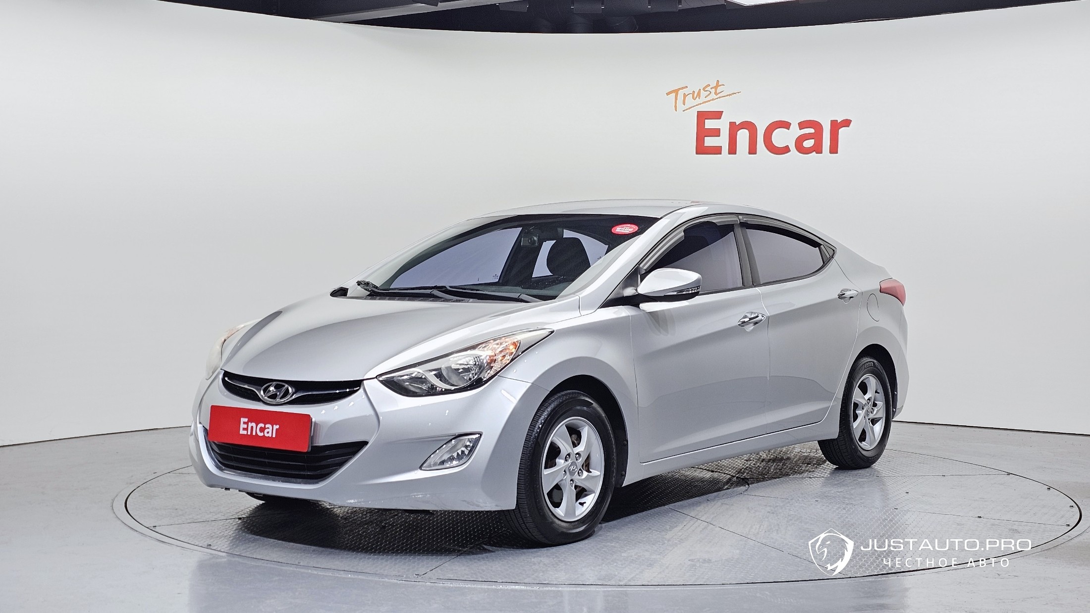Автомобиль Hyundai AVANTE