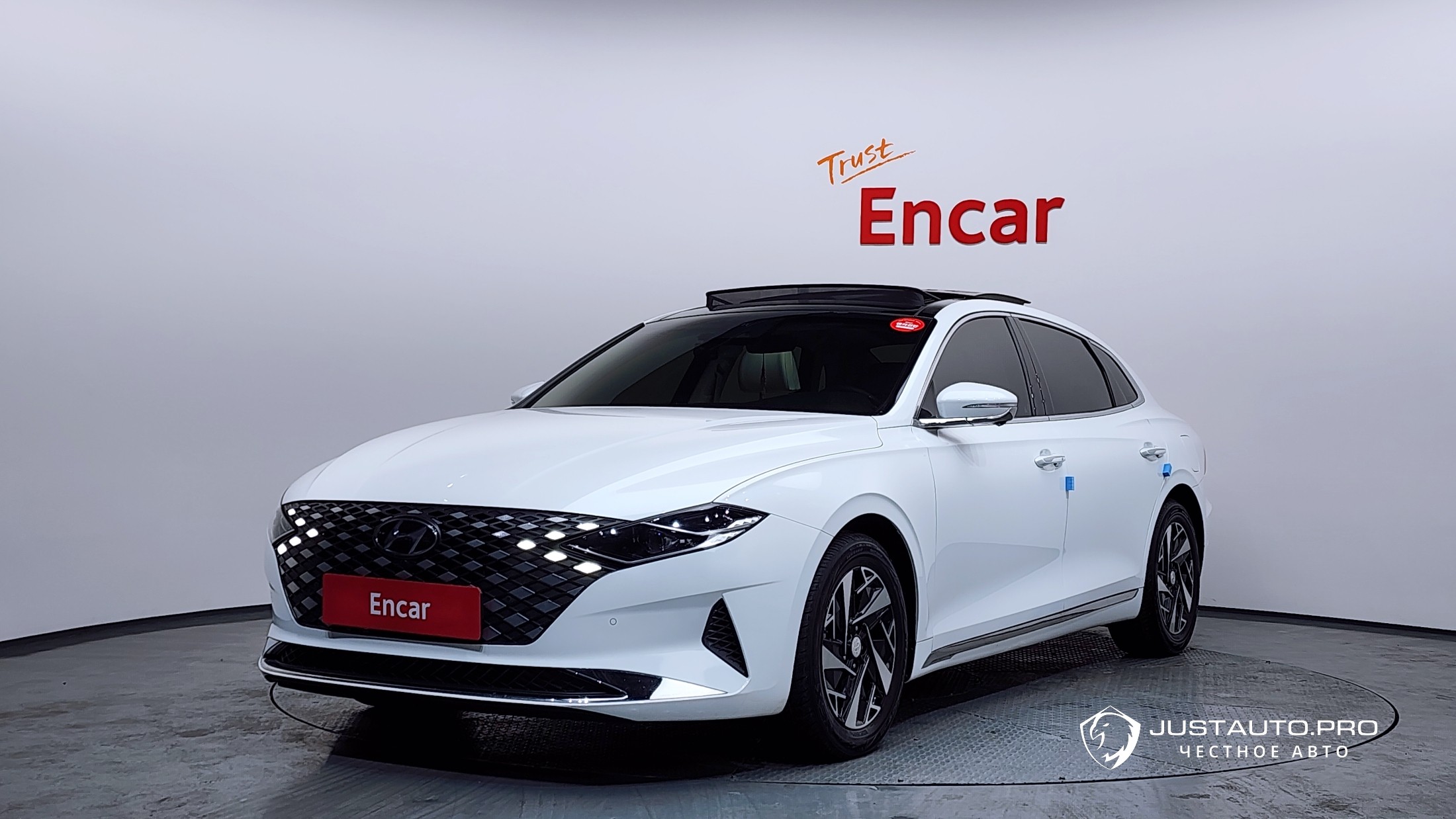 Автомобиль Hyundai Grandeur