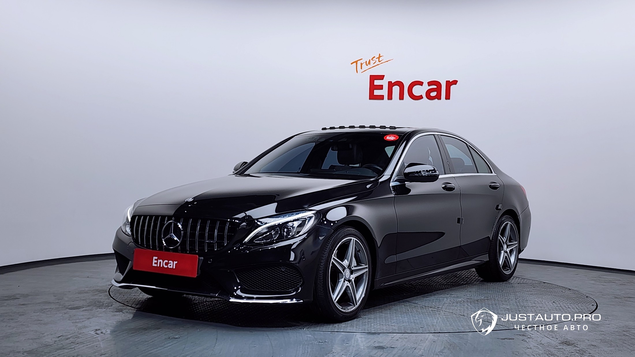 Автомобиль Mercedes-Benz C-Class