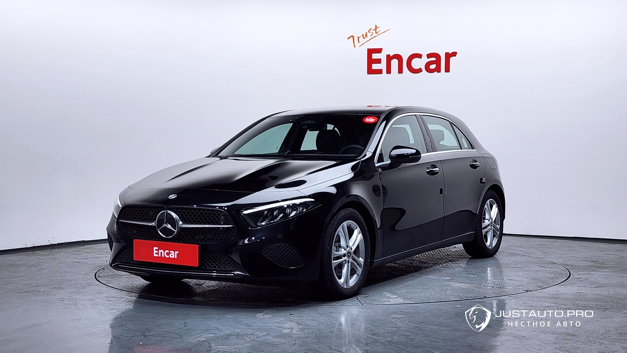 Автомобиль Mercedes-Benz A-Class