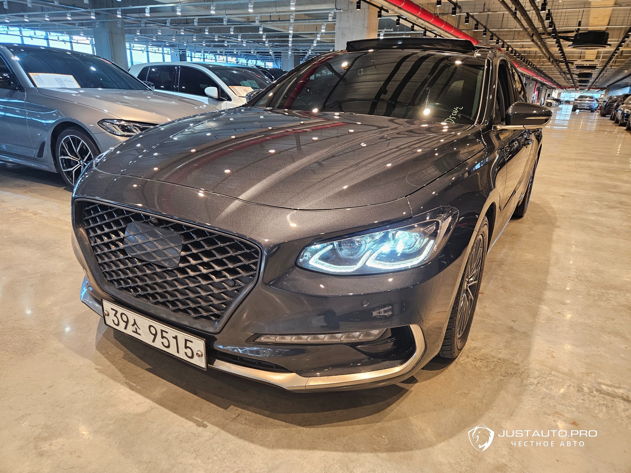 Автомобиль Hyundai Grandeur