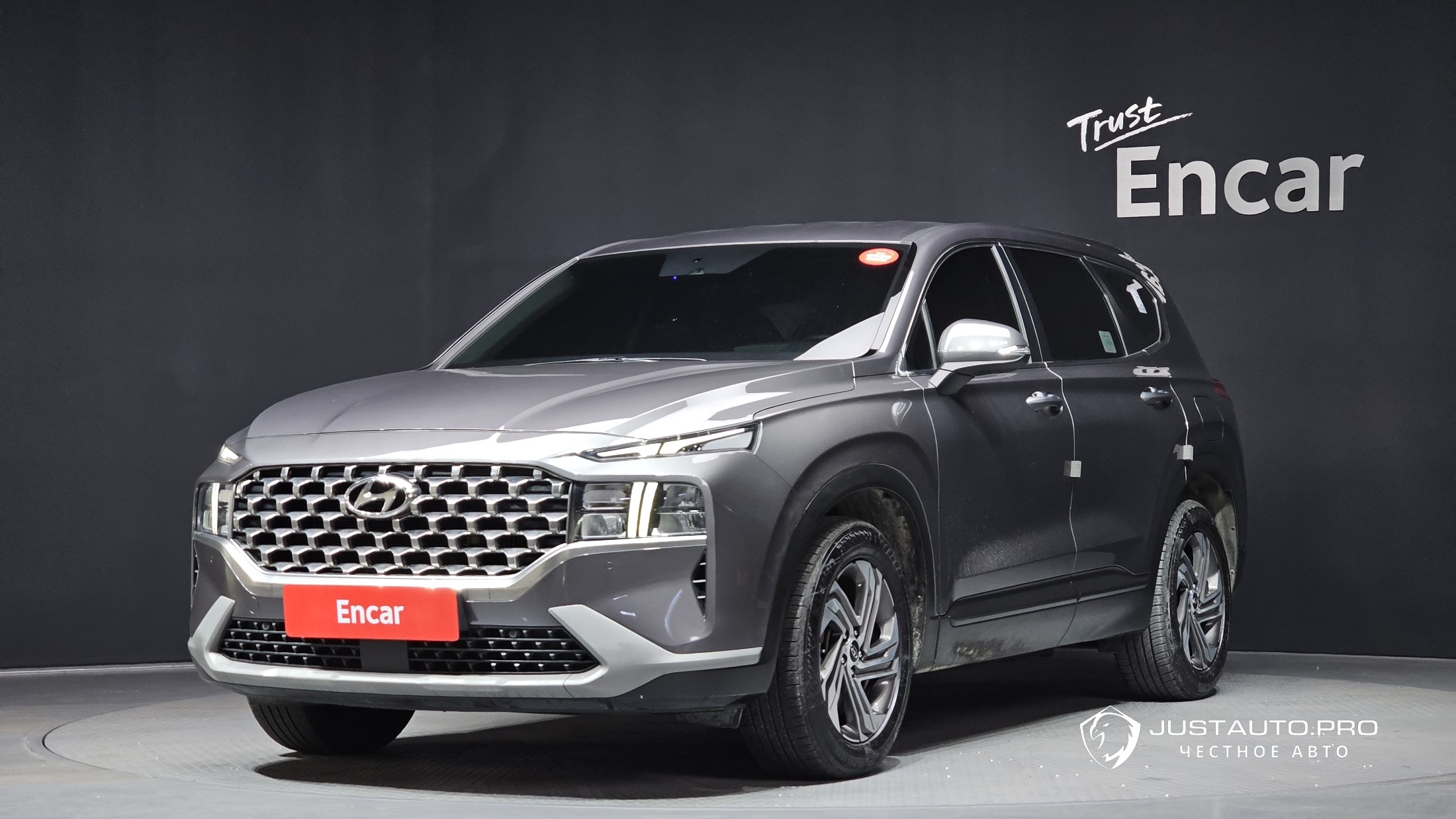 Автомобиль Hyundai Santafe