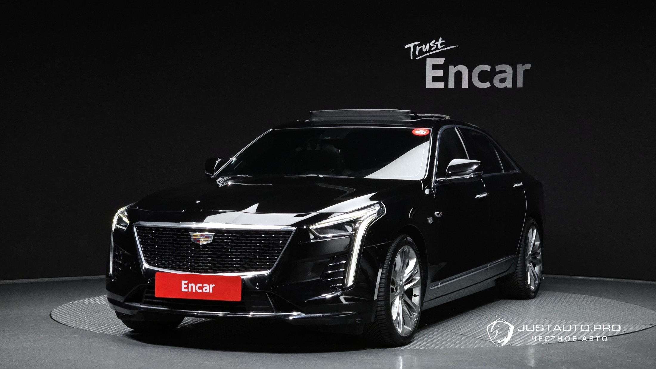 Автомобиль Cadillac CT6