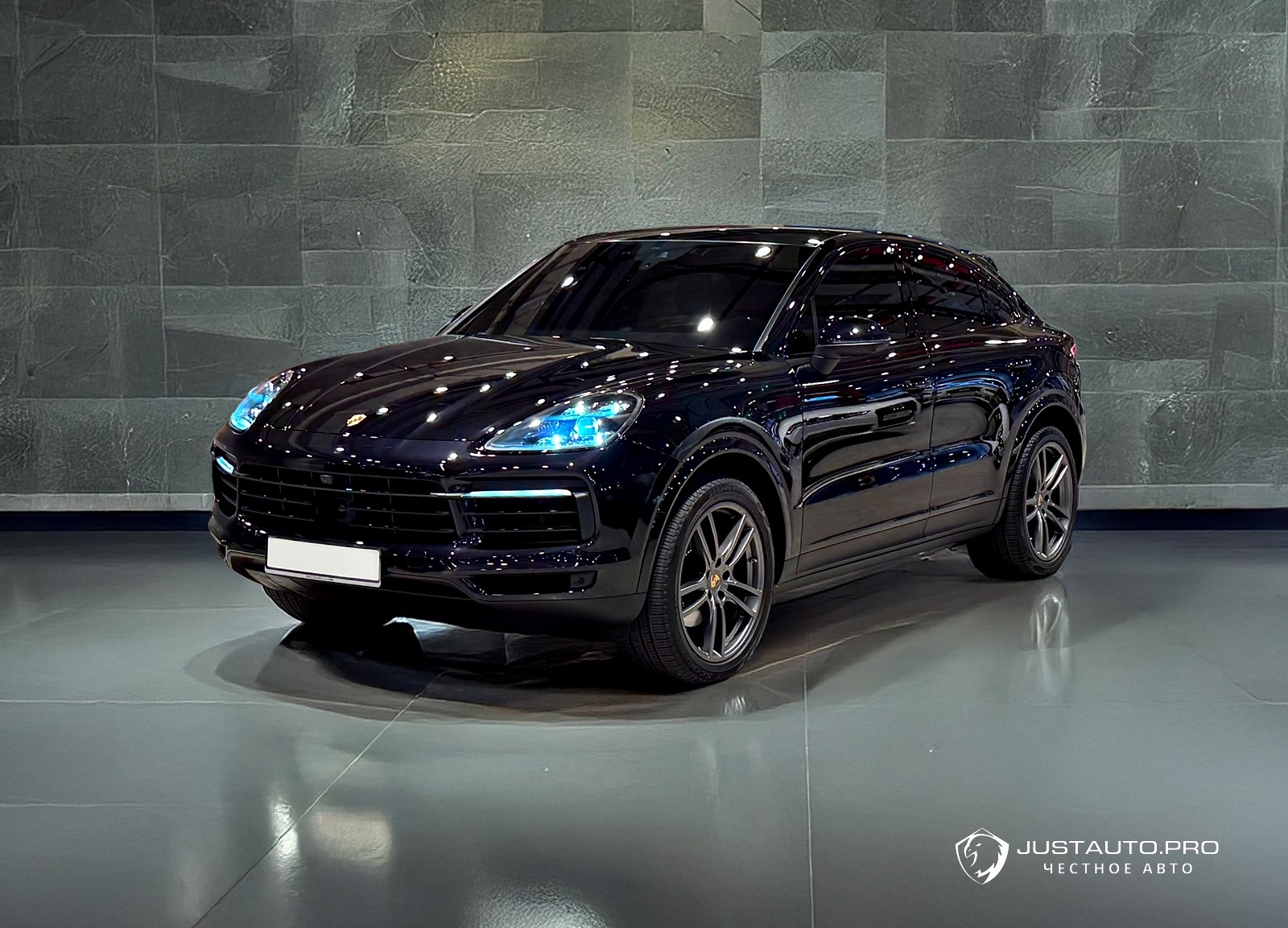 Автомобиль Porsche Cayenne