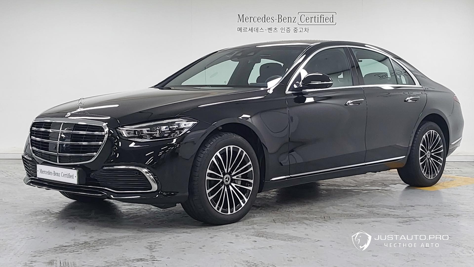 Автомобиль Mercedes-Benz S-Class