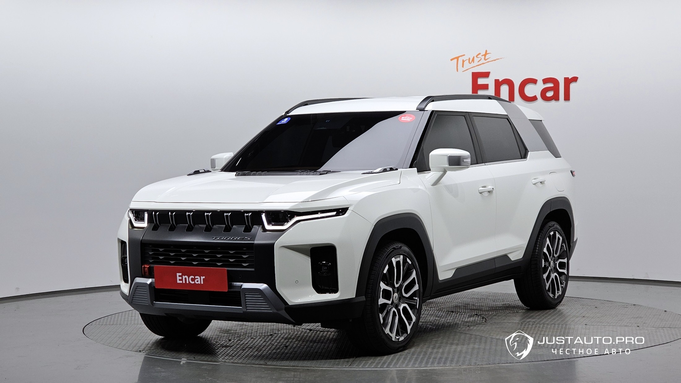 Автомобиль KG_Mobility_Ssangyong Torres