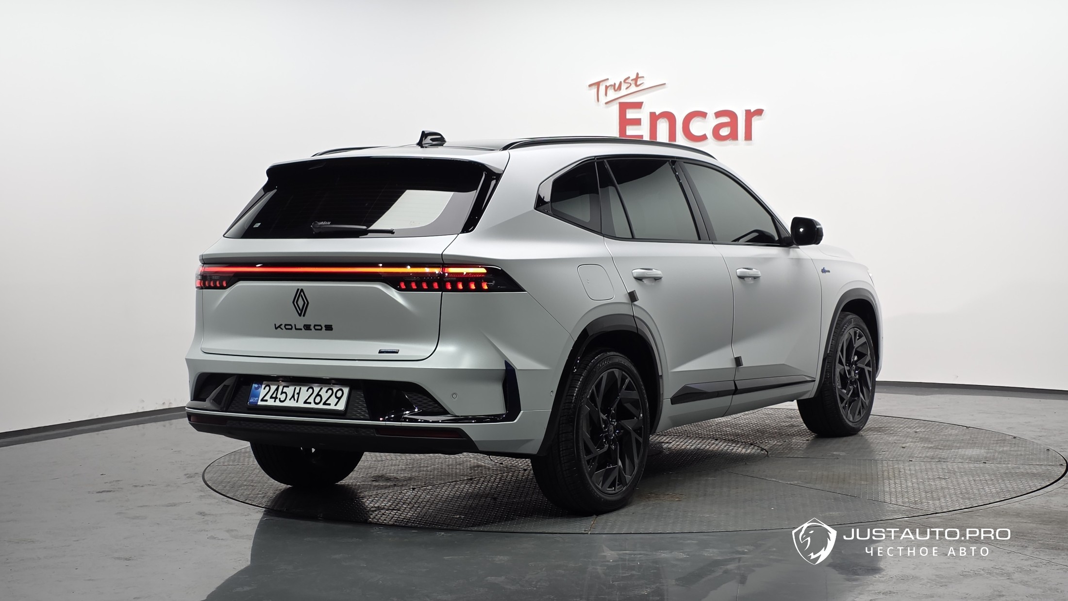 Автомобиль Renault-KoreaSamsung Grand Koleos