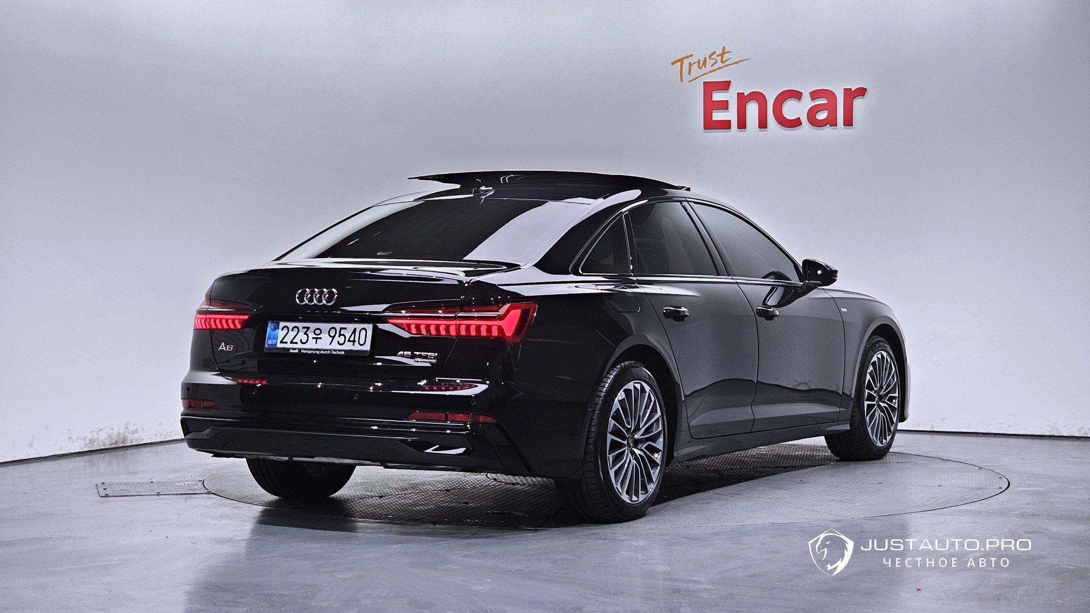 Автомобиль Audi A6