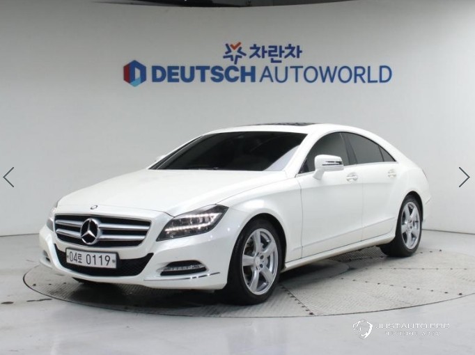 Автомобиль Mercedes-Benz CLS-Class