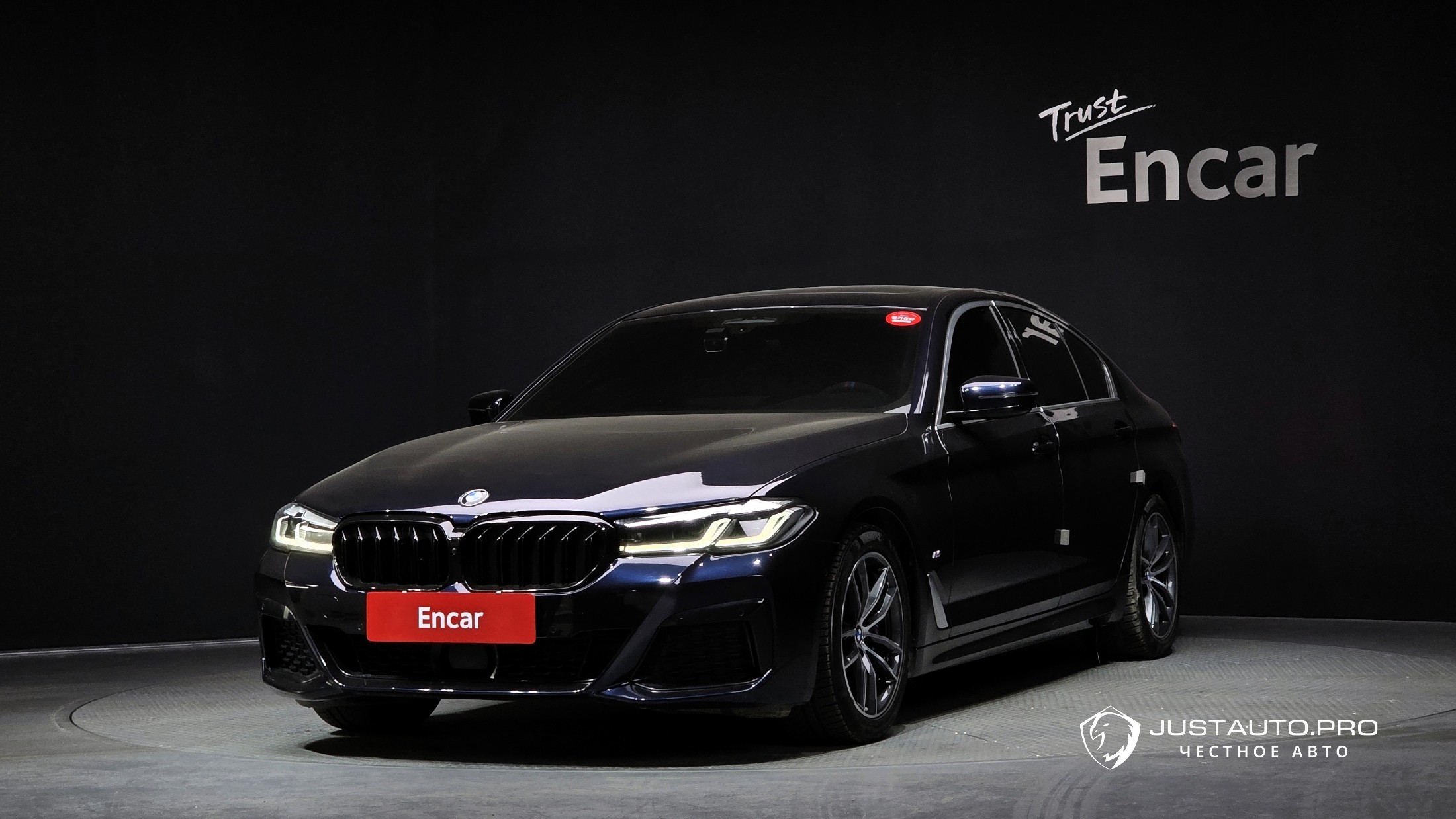Автомобиль BMW 5-Series