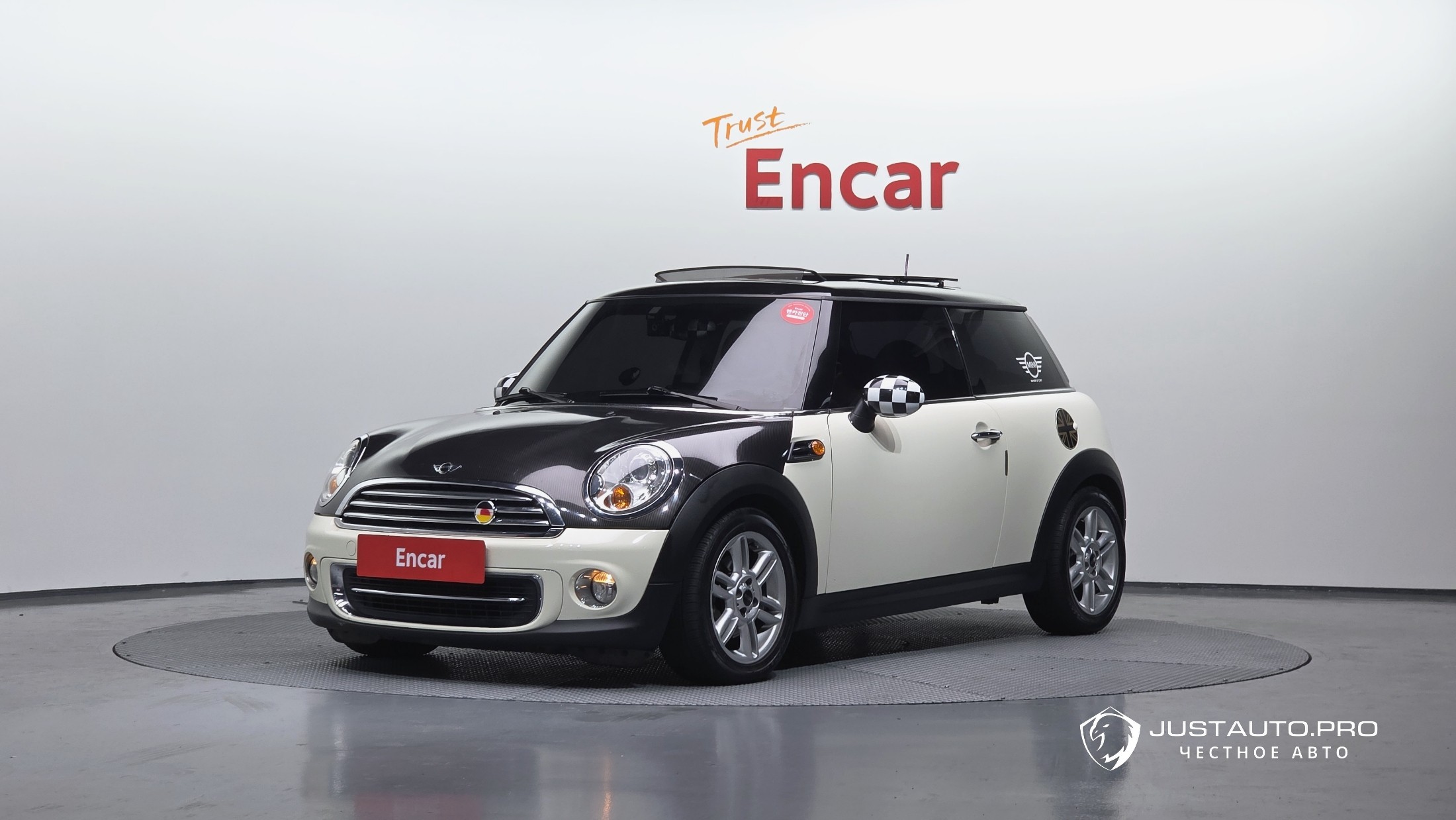 Автомобиль Mini Cooper