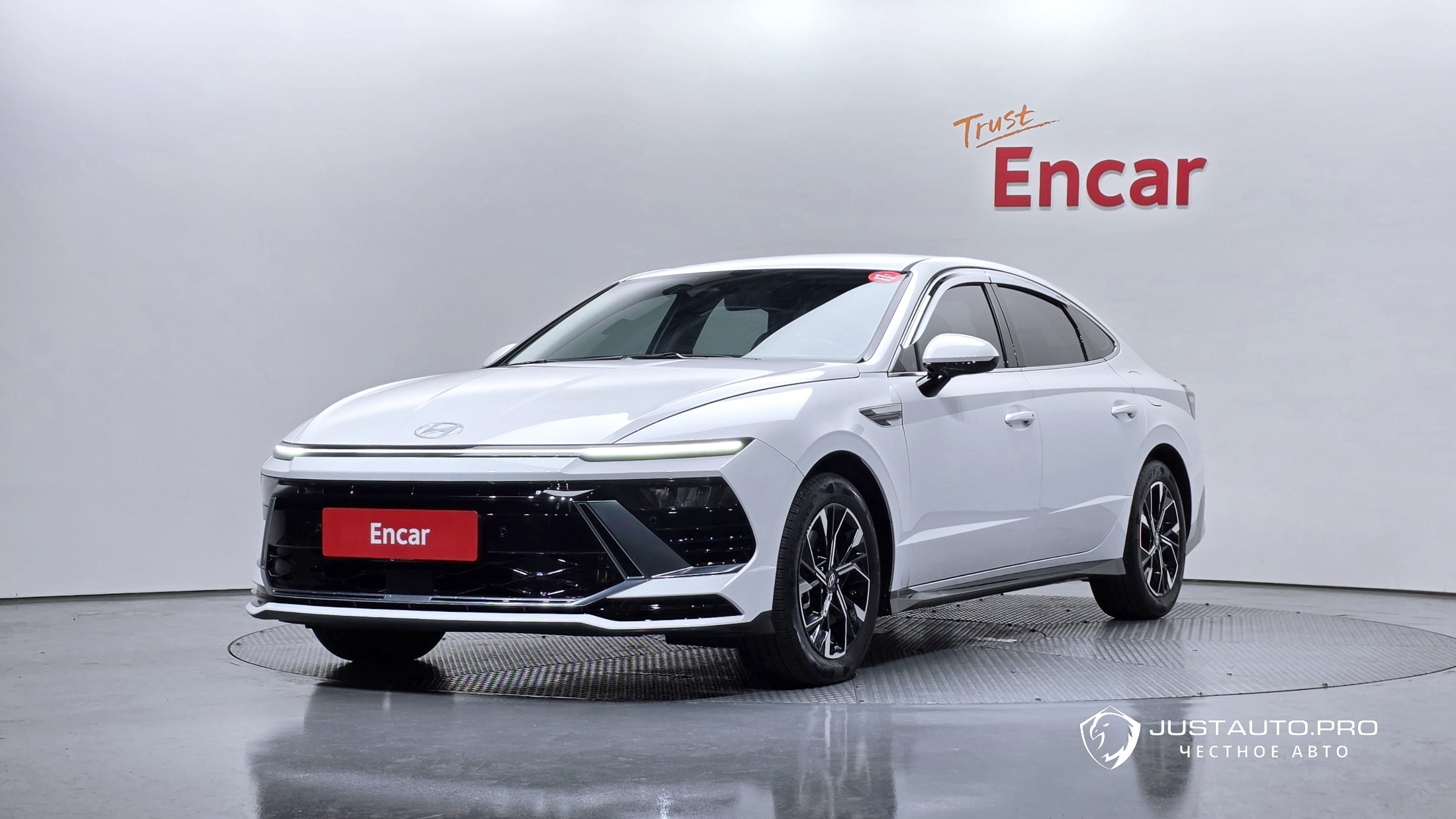 Автомобиль Hyundai Sonata