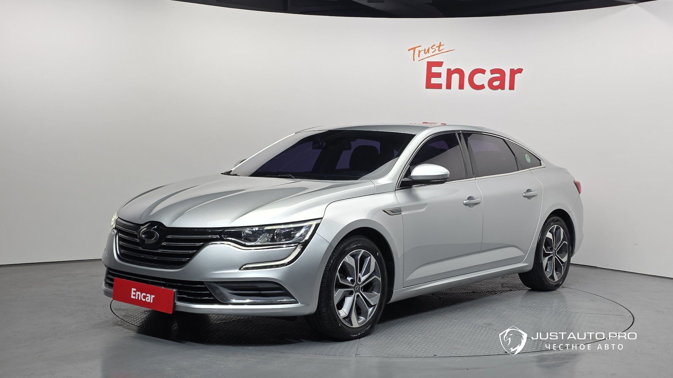 Автомобиль Renault-KoreaSamsung SM6